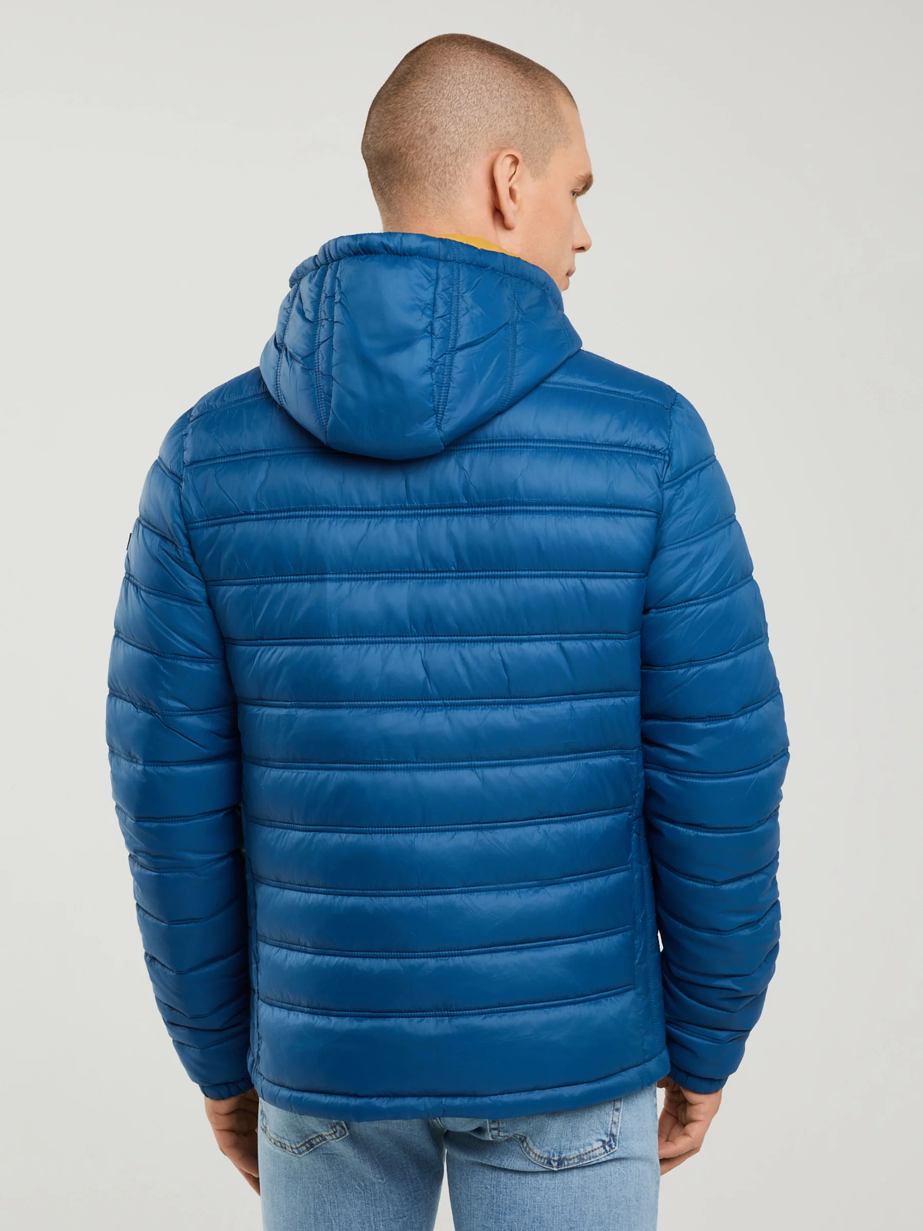 Kurtka męska pikowana z kapturem niebieska Acarf 402