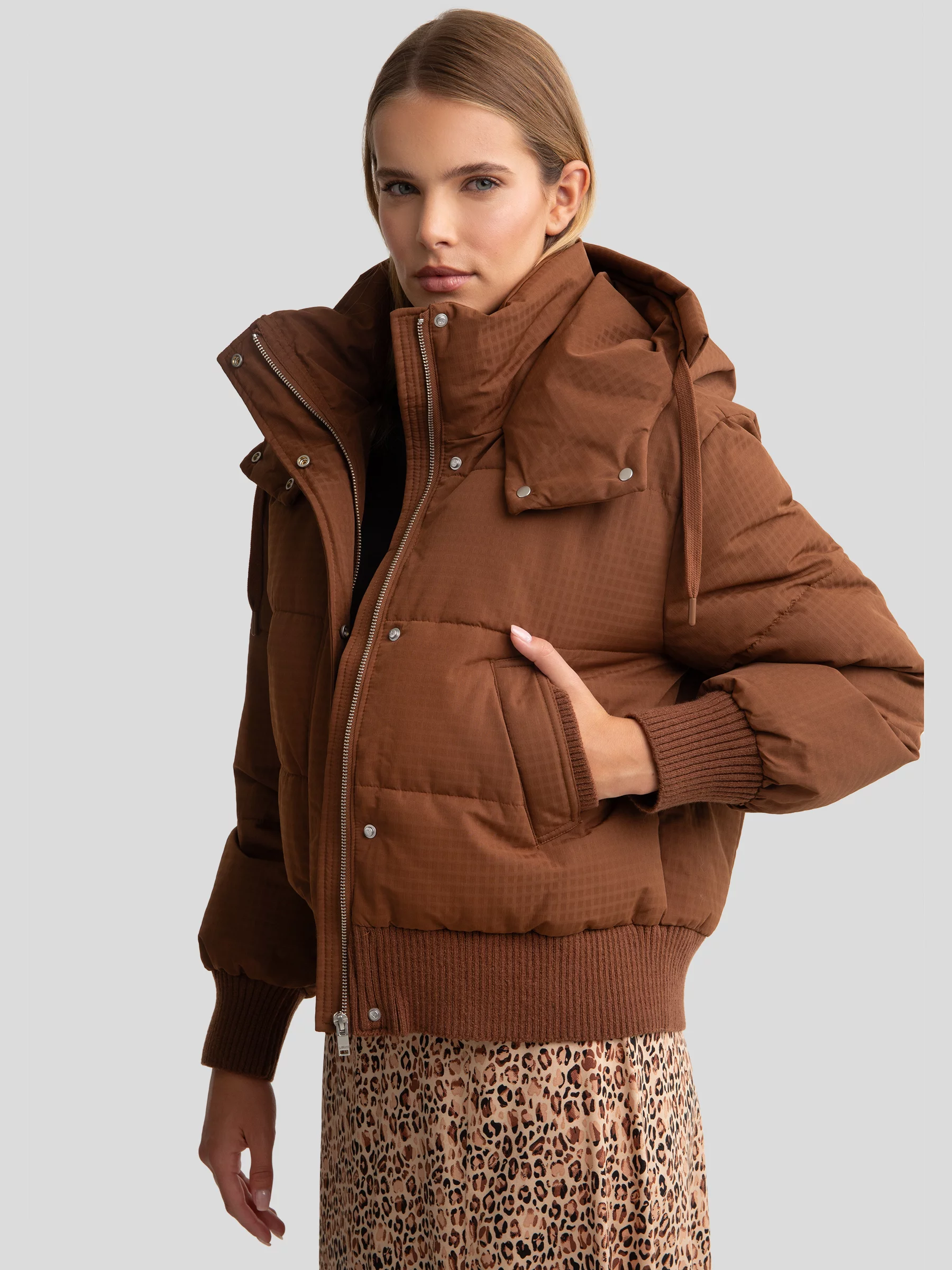 Kurtka damska z wypełnieniem brązowa Cytylia 802