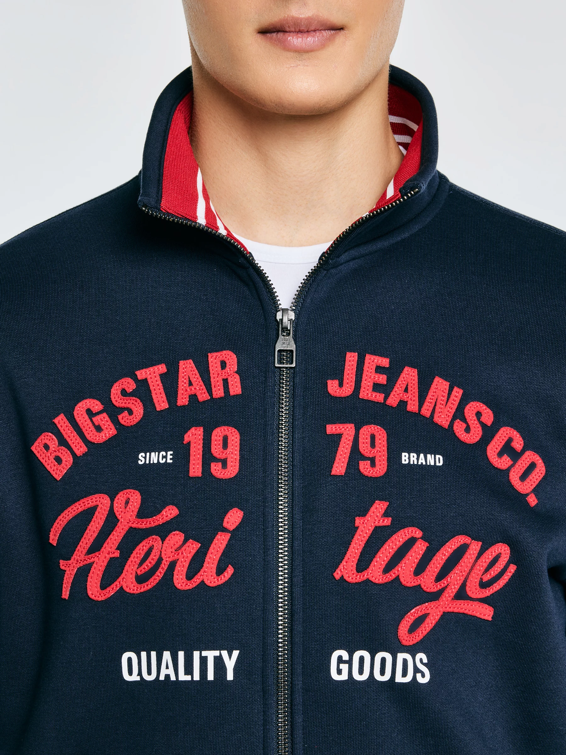 Bluza męska rozpinana z dużą aplikacją granatowa Shon 403