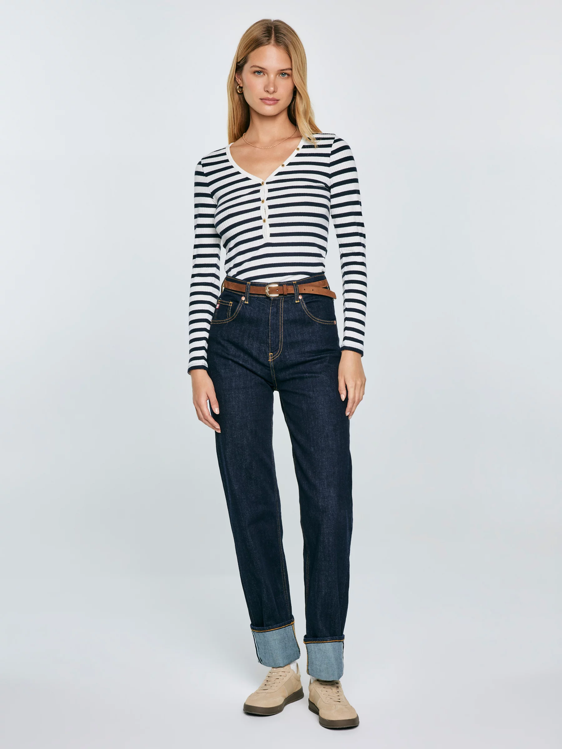 Sneakersy damskie ze skóry naturalnej zamszowej beżowe SS274689 801