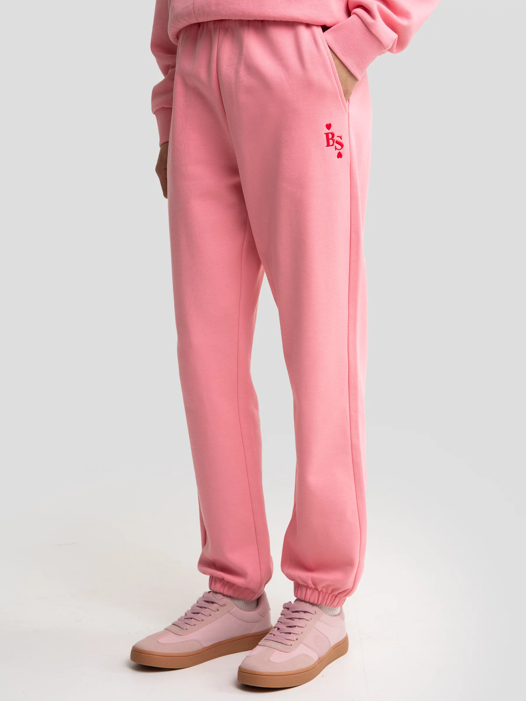 Spodnie damskie dresowe różowe Frejap 600