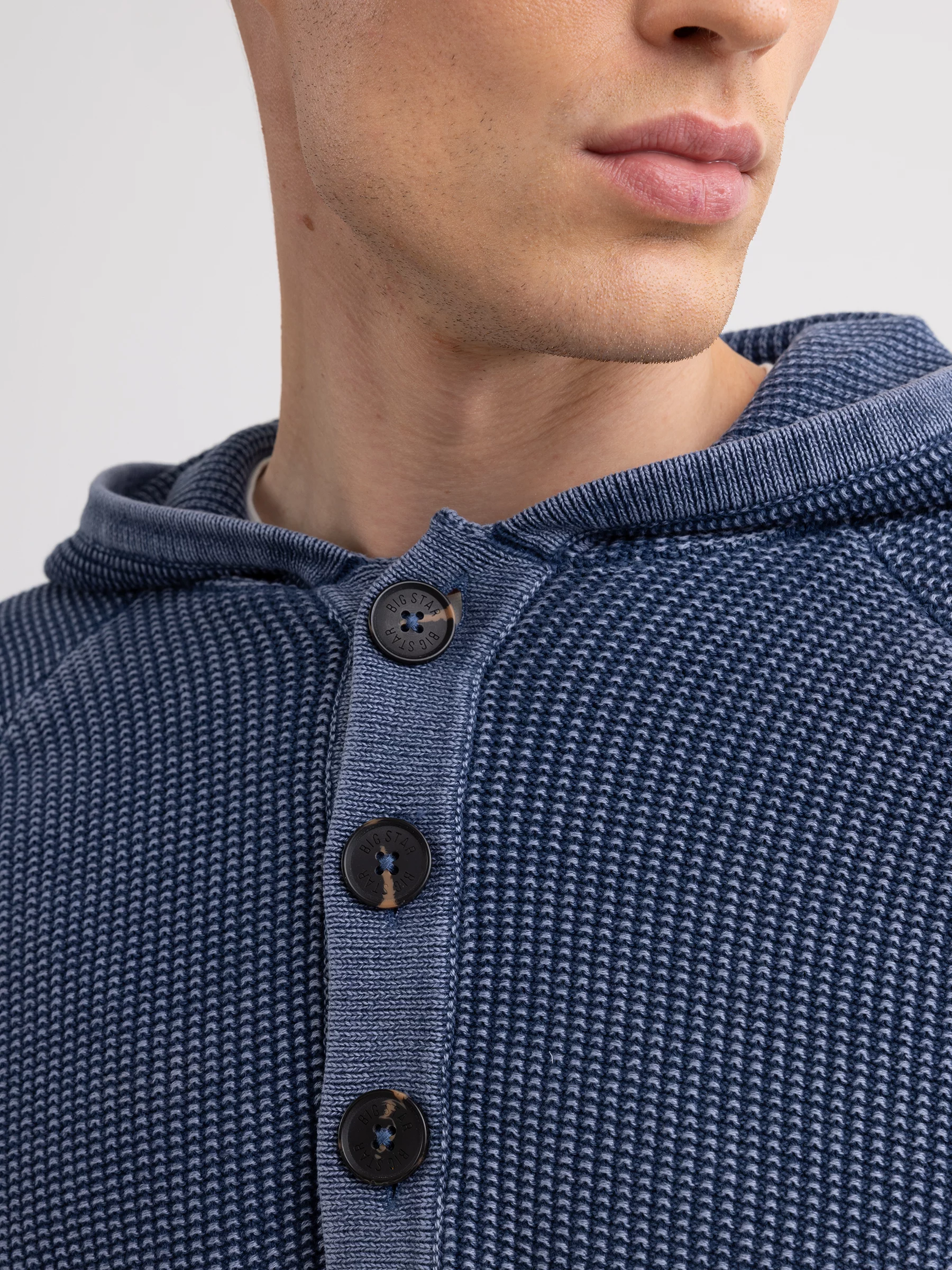 Sweter męski z kapturem granatowy Carlson 403