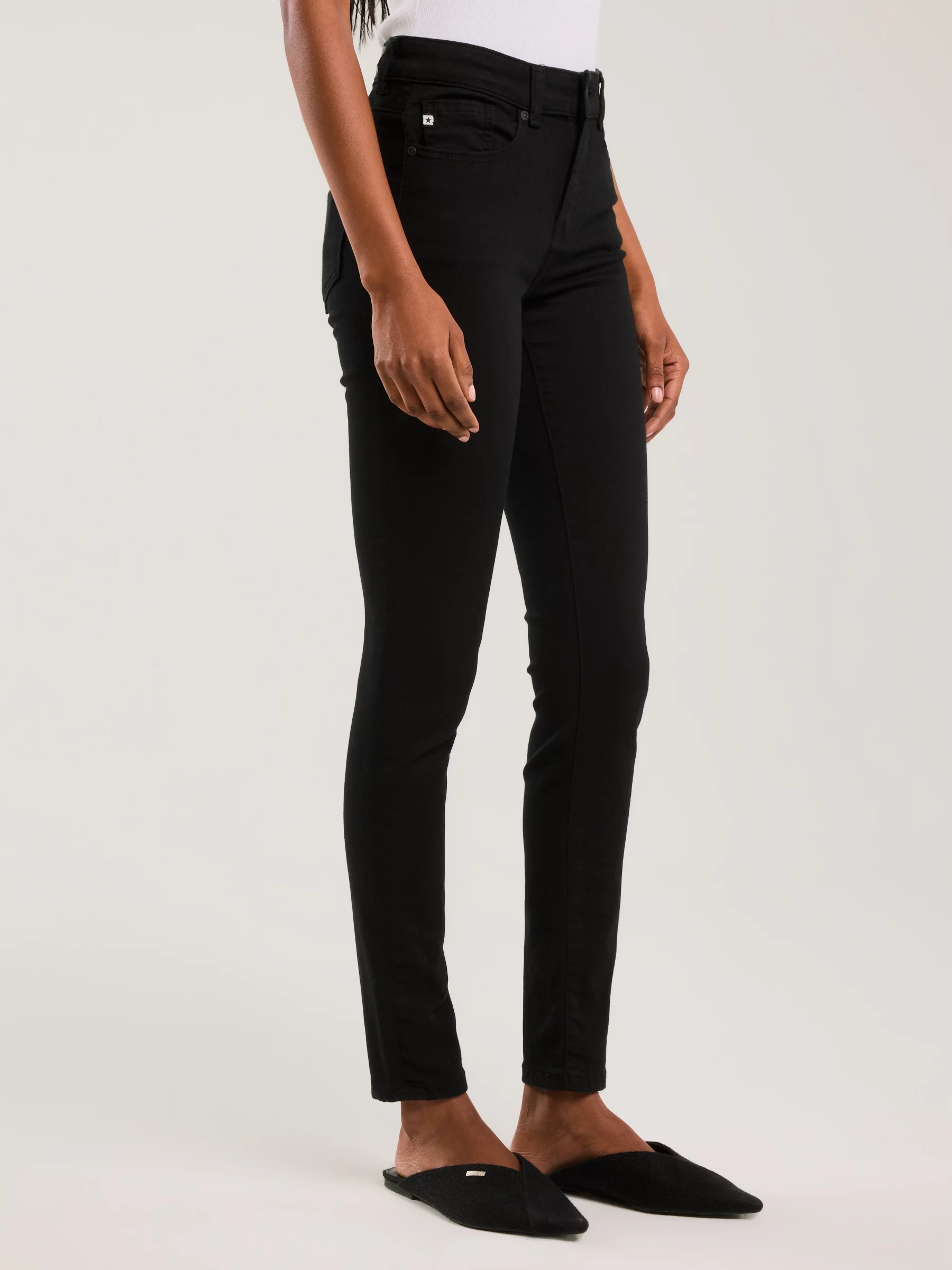 Jeansy damskie skinny czarne Adela 915