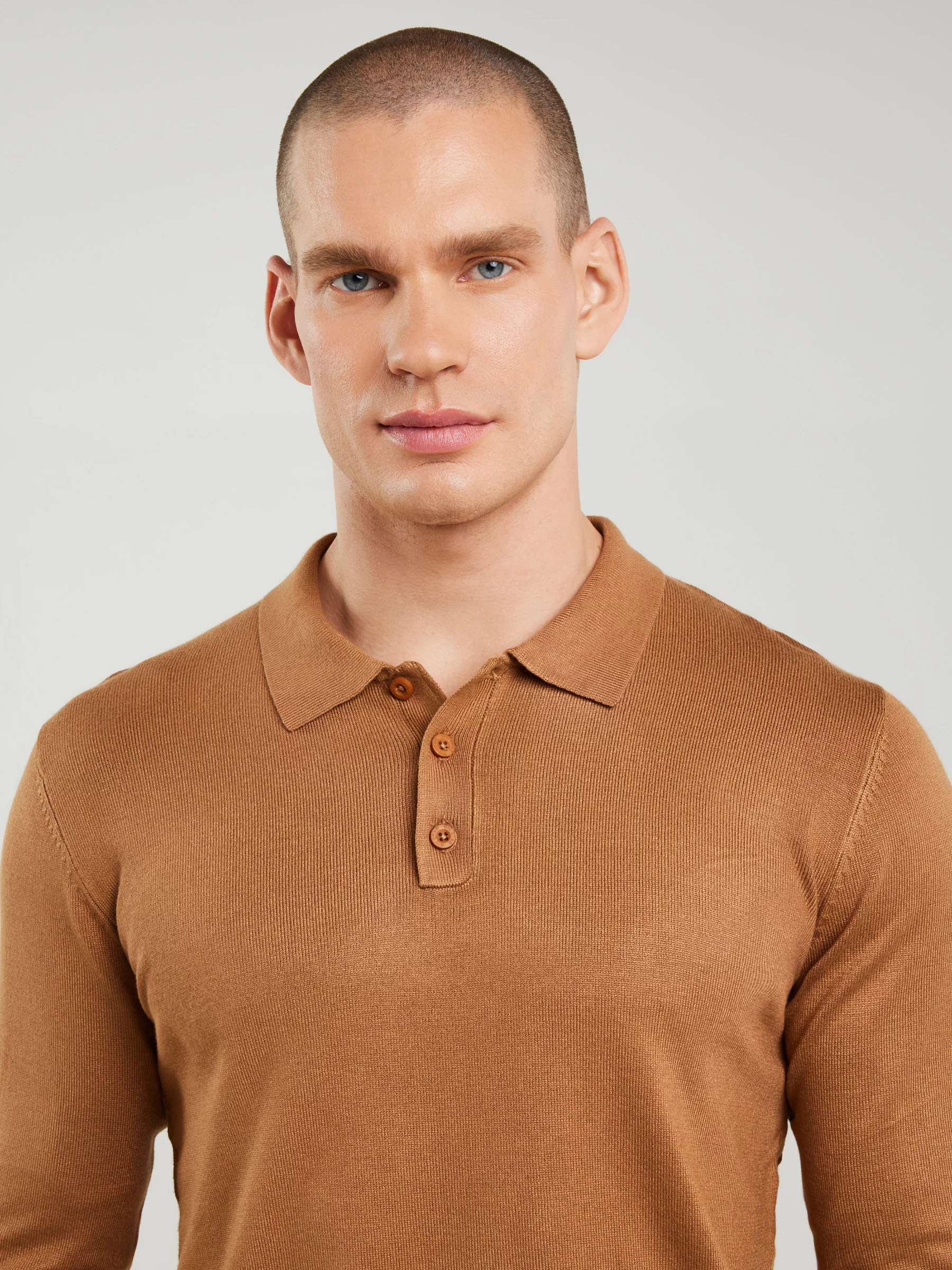 Sweter męski z kołnierzykiem polo brązowy Bradson 802