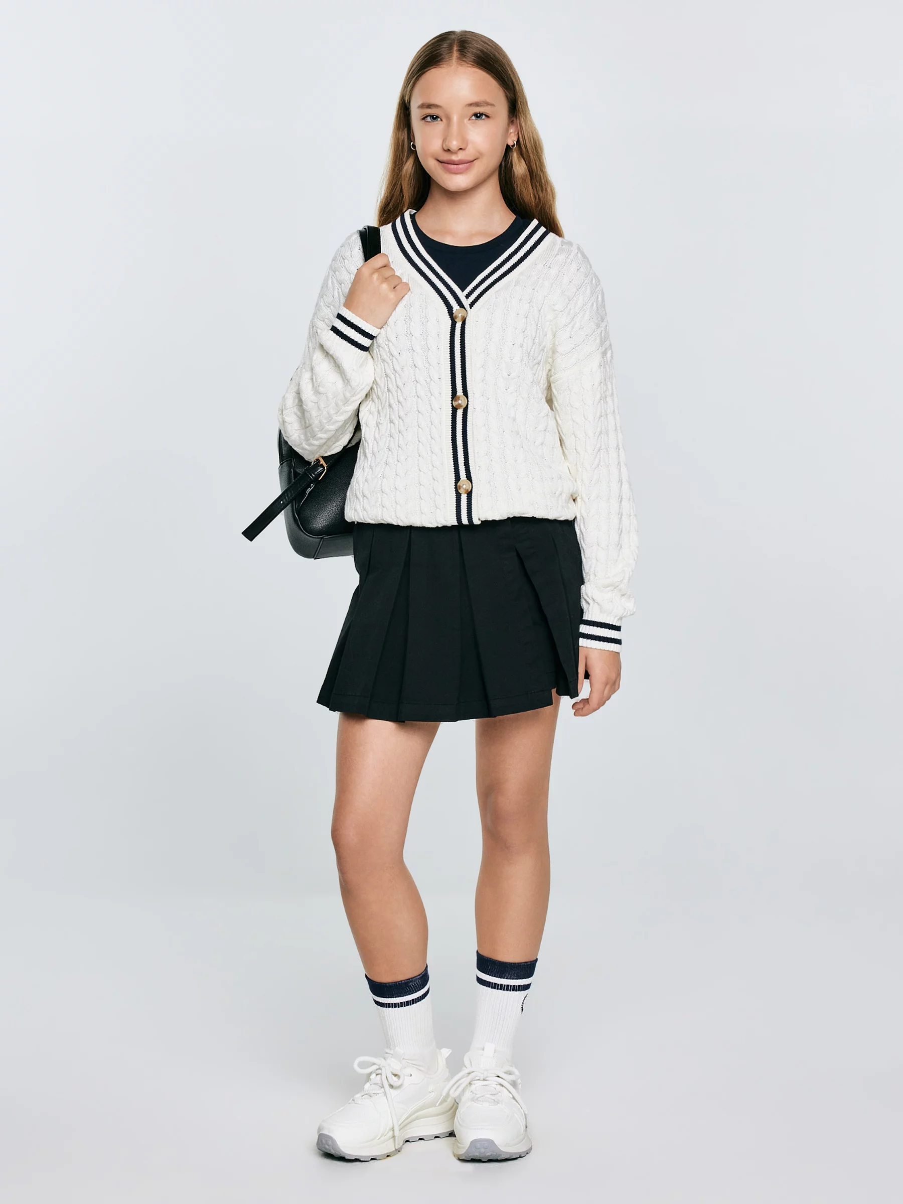 Kardigan dziewczęcy z kontrastowym wykoŅczeniem kremowy Misia 102