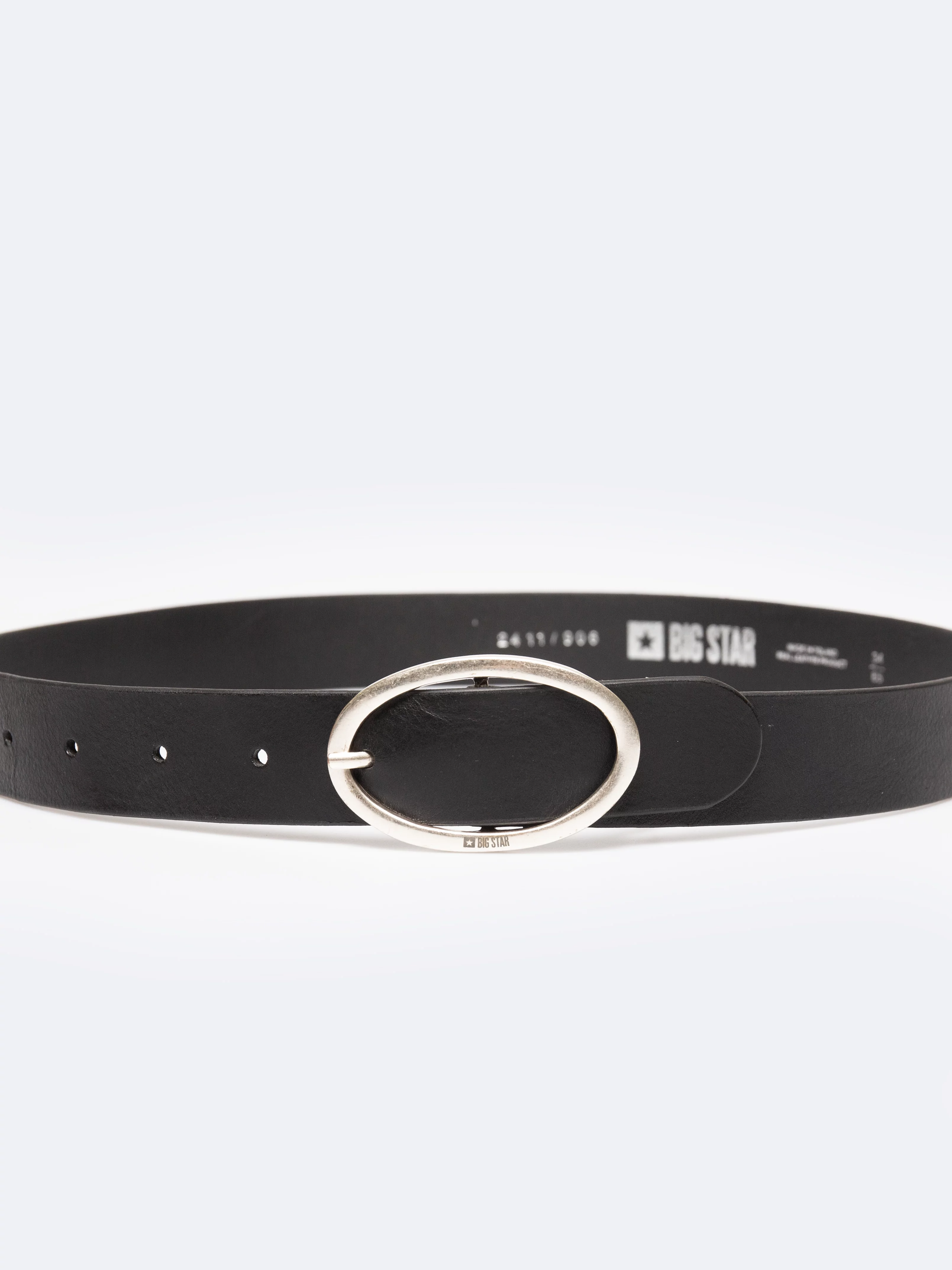 Pasek damski skórzany z owalną klamrą czarny 2411 906