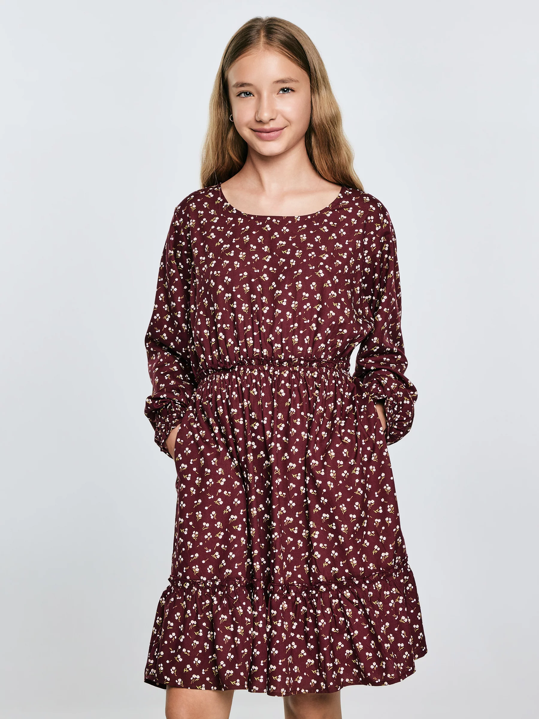 Sukienka dziewczęca z wiskozy z motywem kwiatowym bordowa Namisa 604