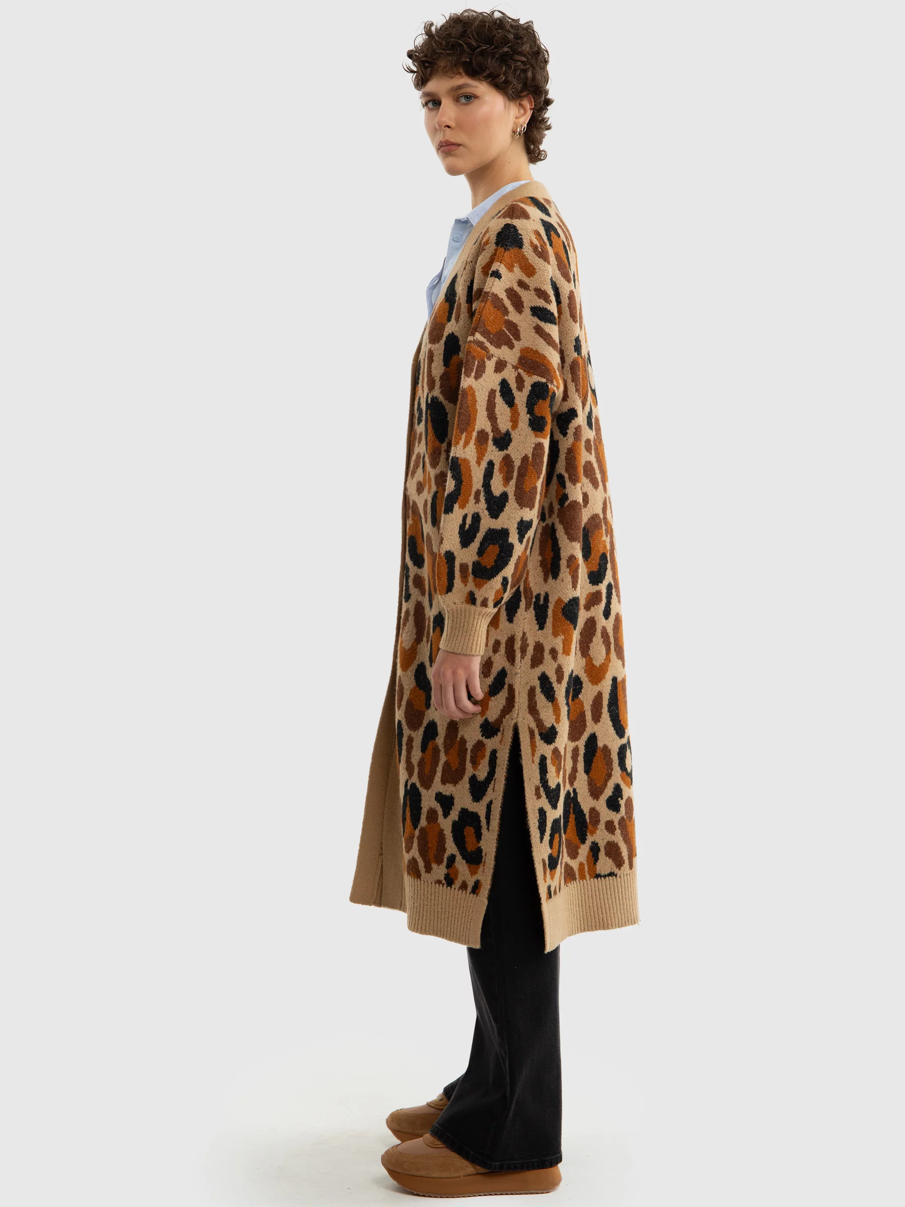 Sweter damski typu kardigan z motywem zwierzęcym brązowy Pantira 000