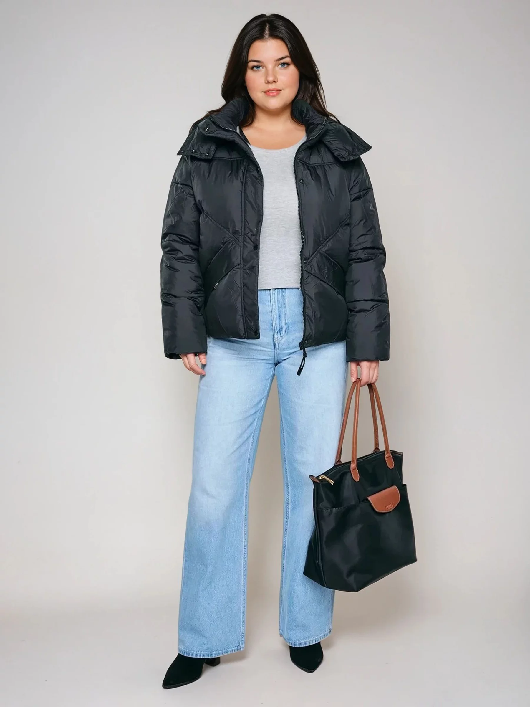 Kurtka damska pikowana z odpinanym kapturem czarna Kelviana 906