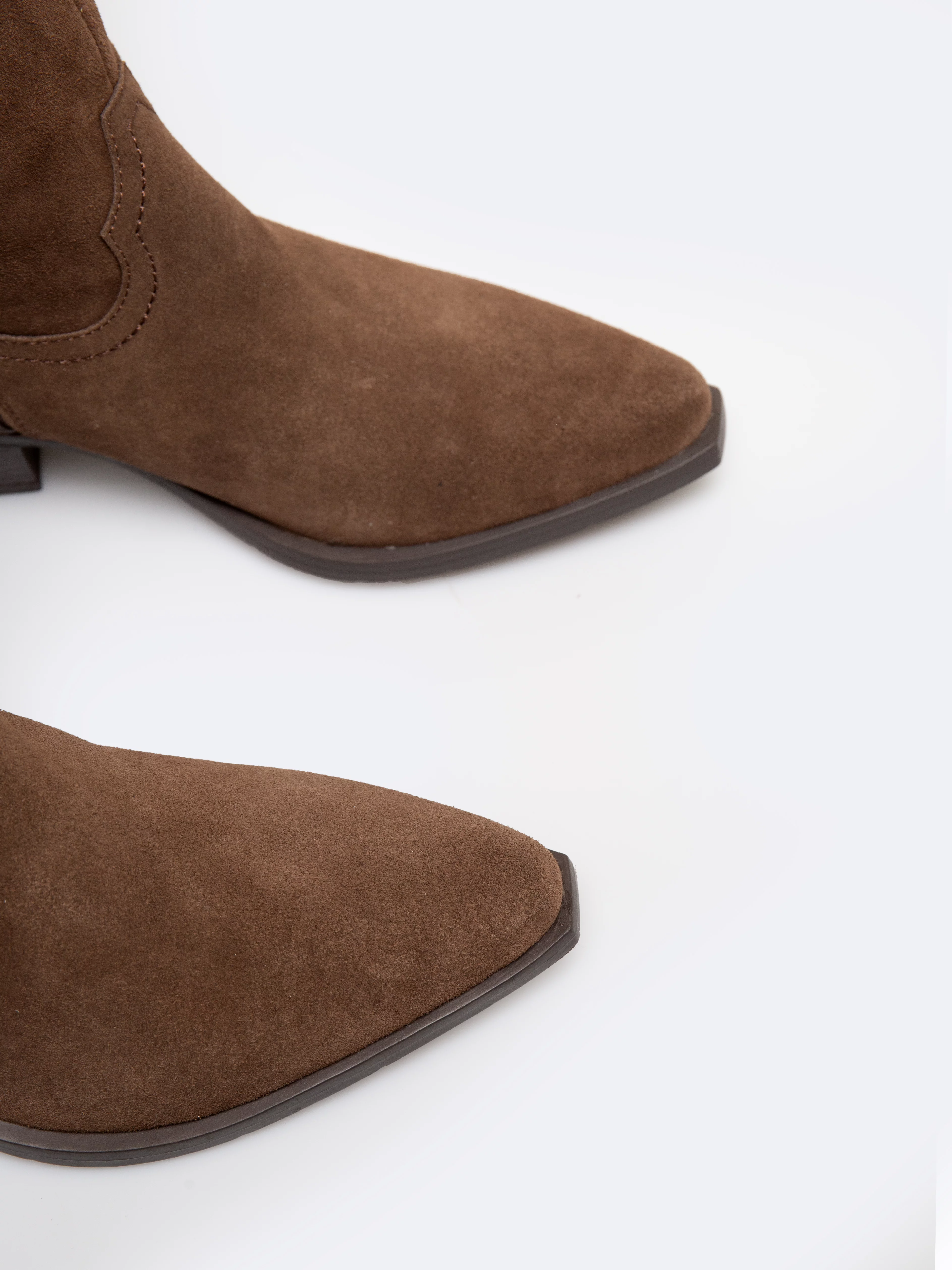 Kowbojki damskie ze skóry naturalnej SS274455 803