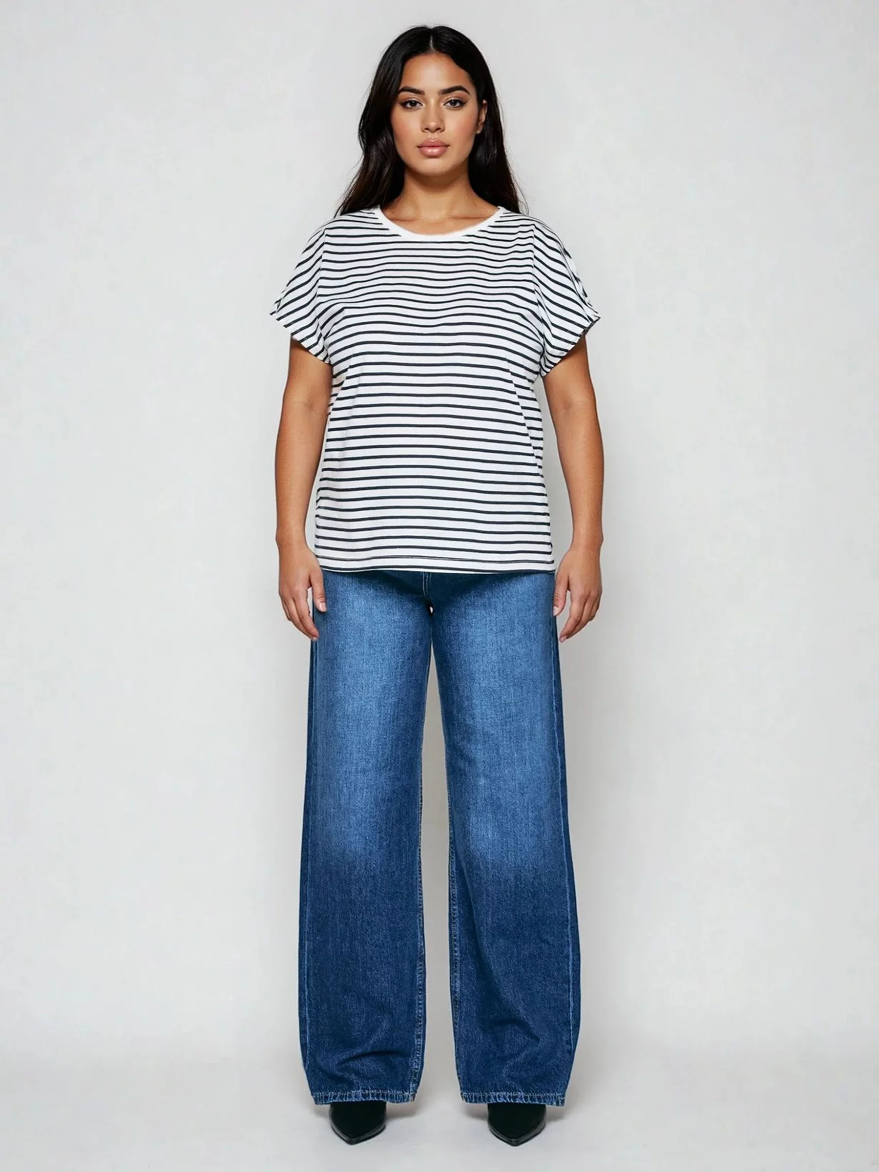 Koszulka damska w paski biało-granatowa Aleksa 403