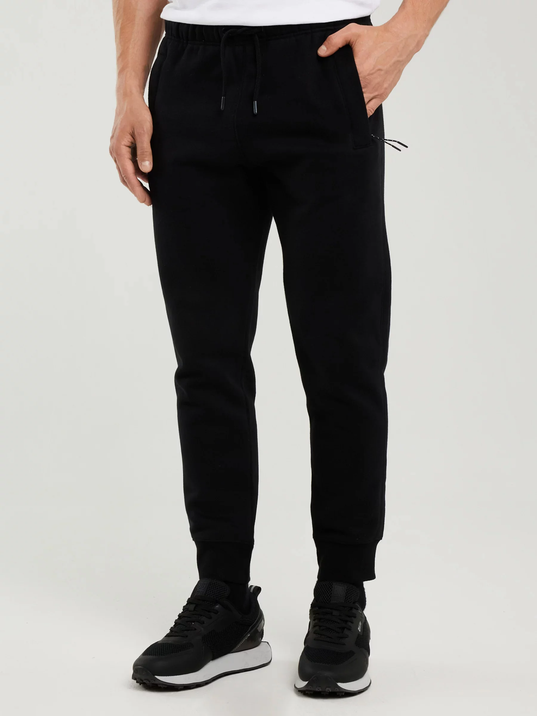Spodnie męskie dresowe czarne Kersyn 906/ Ajron 906
