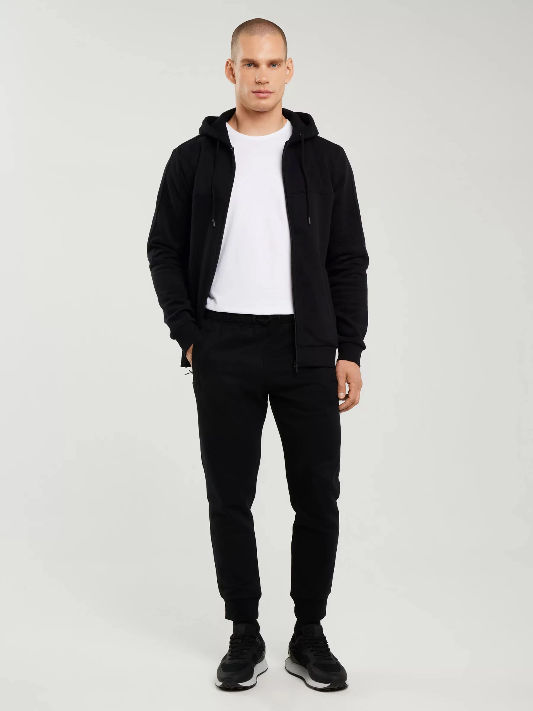 Spodnie męskie dresowe czarne Kersyn 906/ Ajron 906