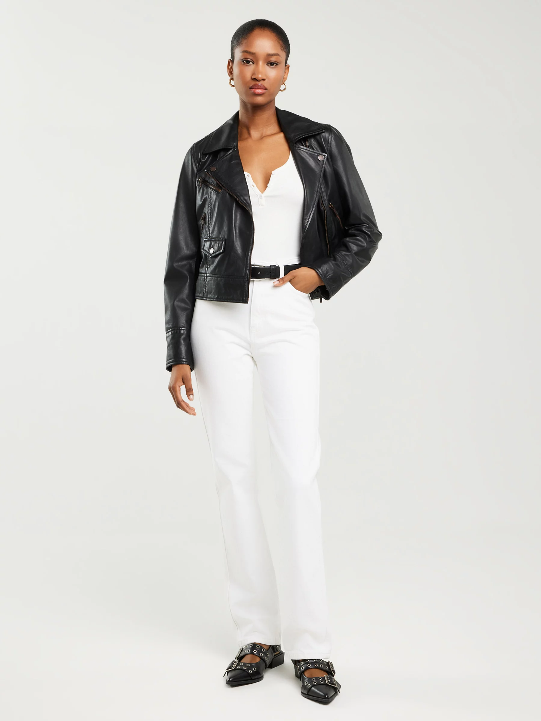 Jeansy damskie z prostą nogawką białe Winona 101