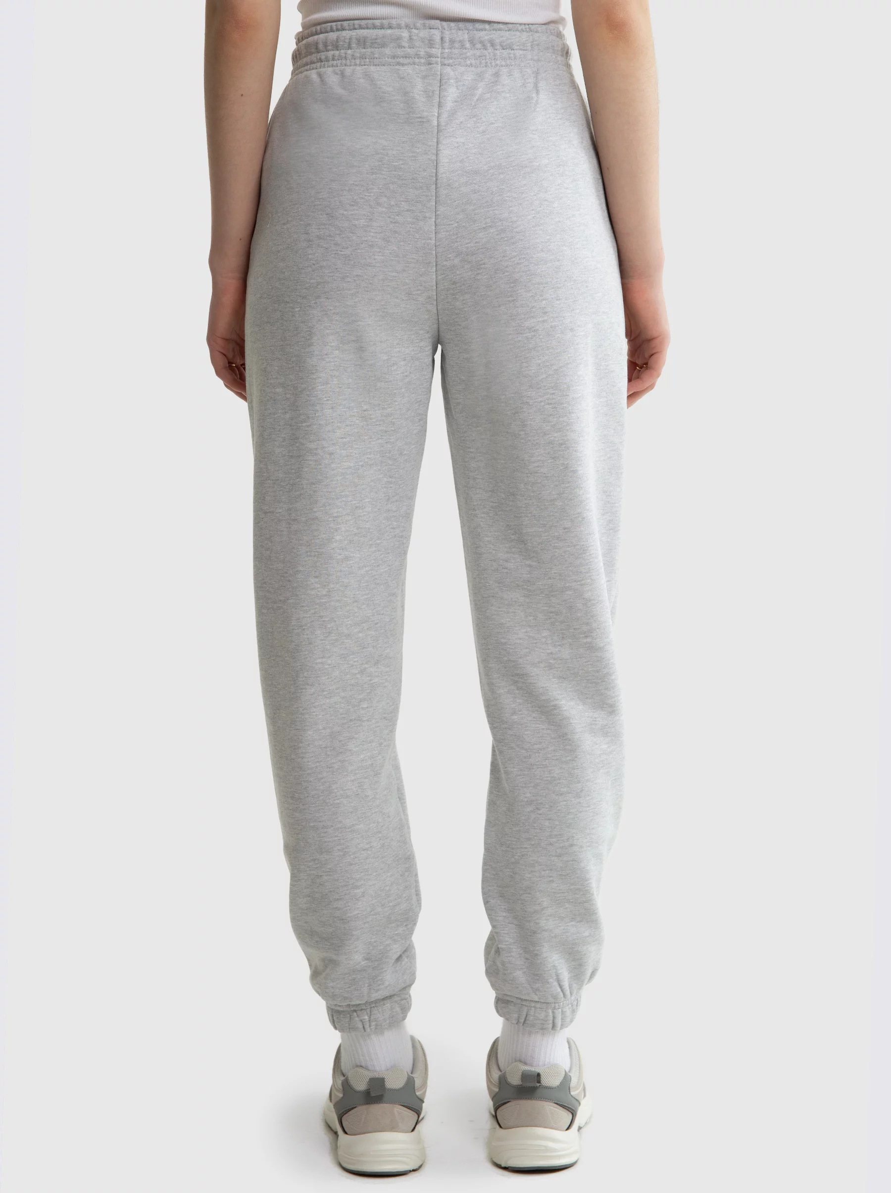 Spodnie damskie dresowe szare Yeva 901