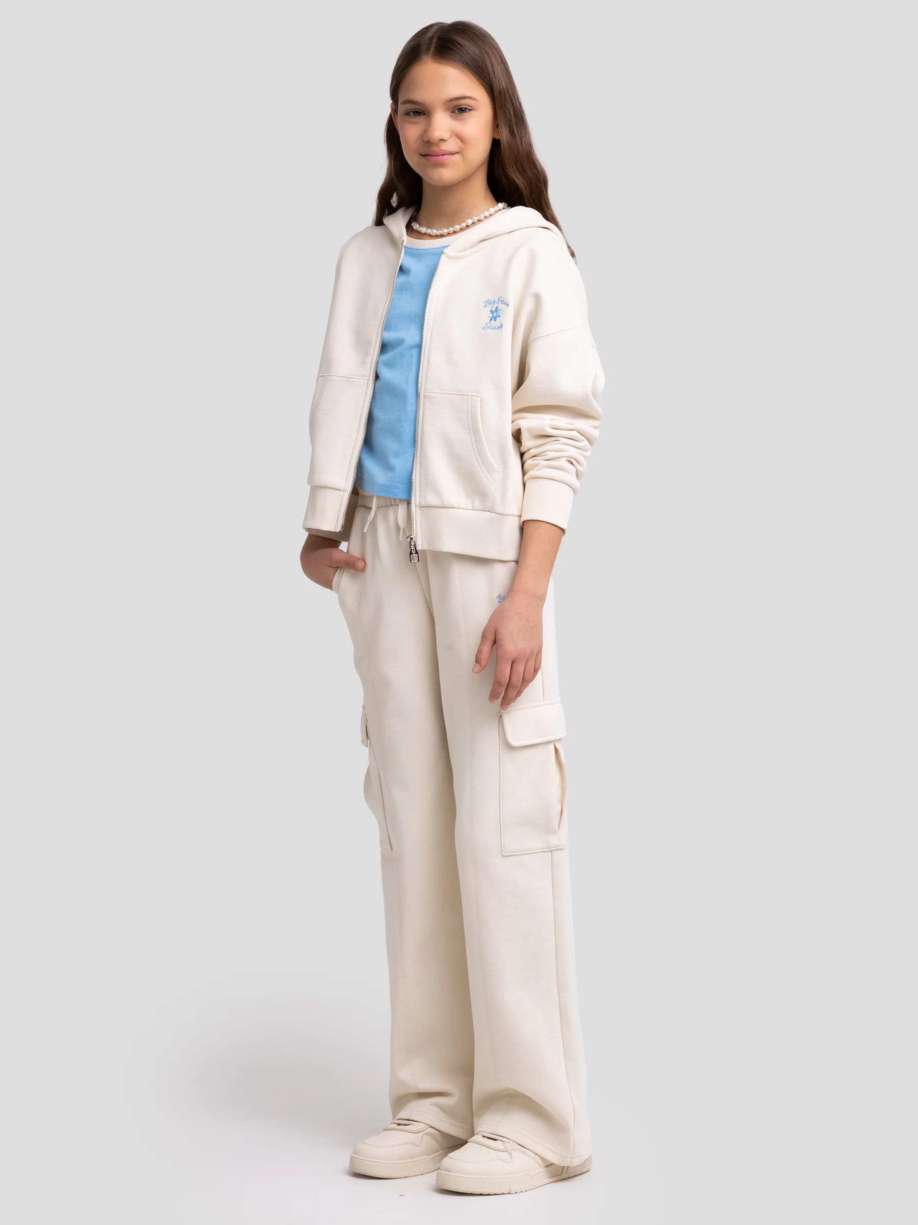 Spodnie dziewczęce dresowe cargo kremowe Naomap 103