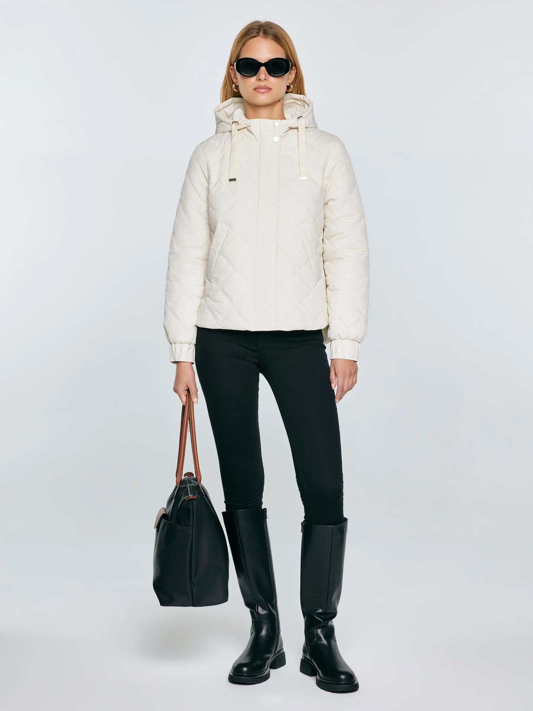 Kozaki damskie ze skóry naturalnej czarne SS274618 906