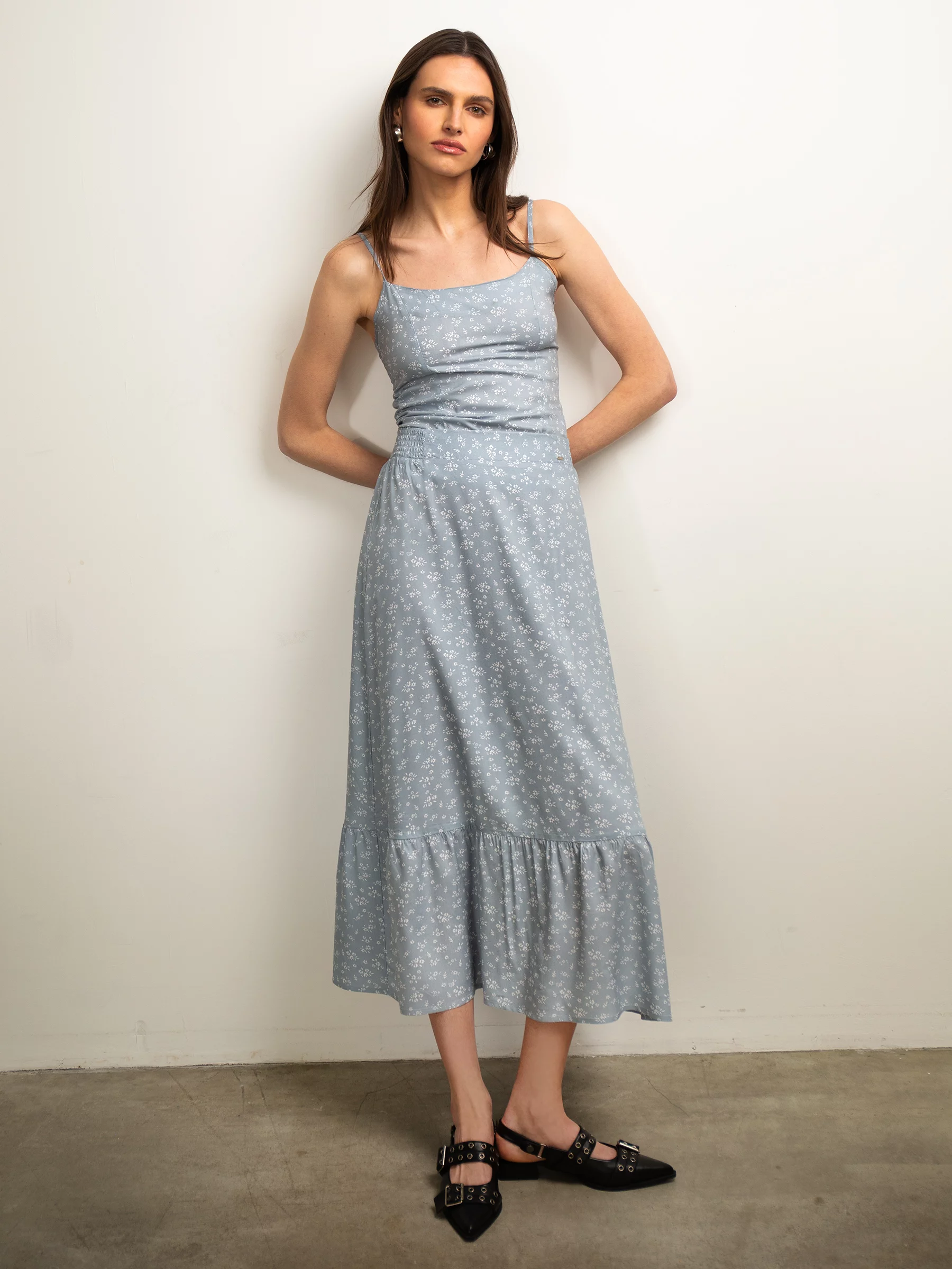 Top damski z wiskozy z motywem kwiatowym błękitny Firona 400