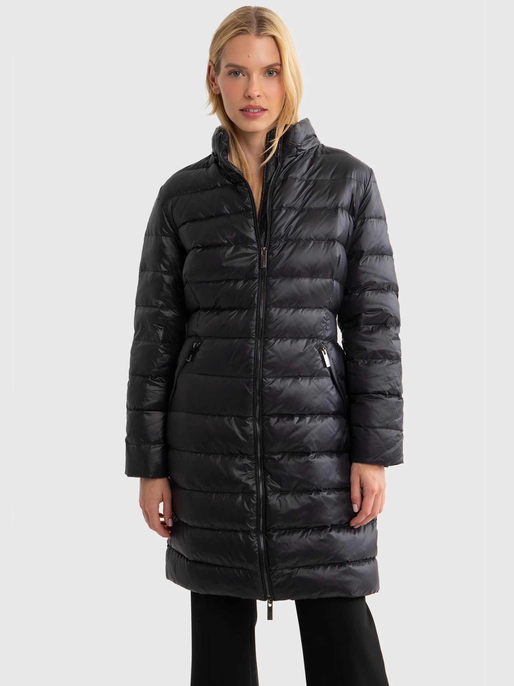 Płaszcz damski puchowy pikowany czarny Rosabel 906
