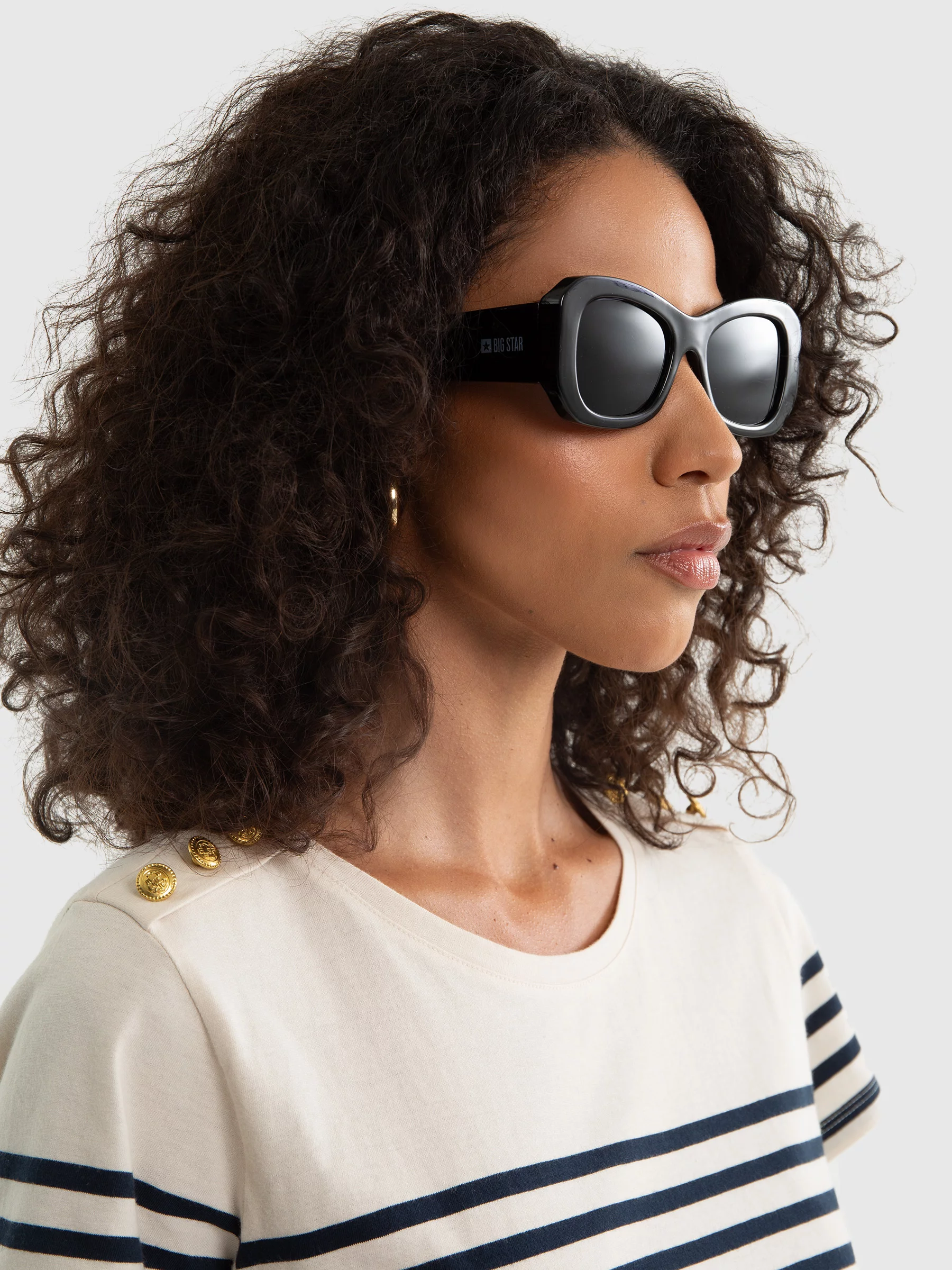 Okulary przeciwsłoneczne damskie czarne Mitra 906