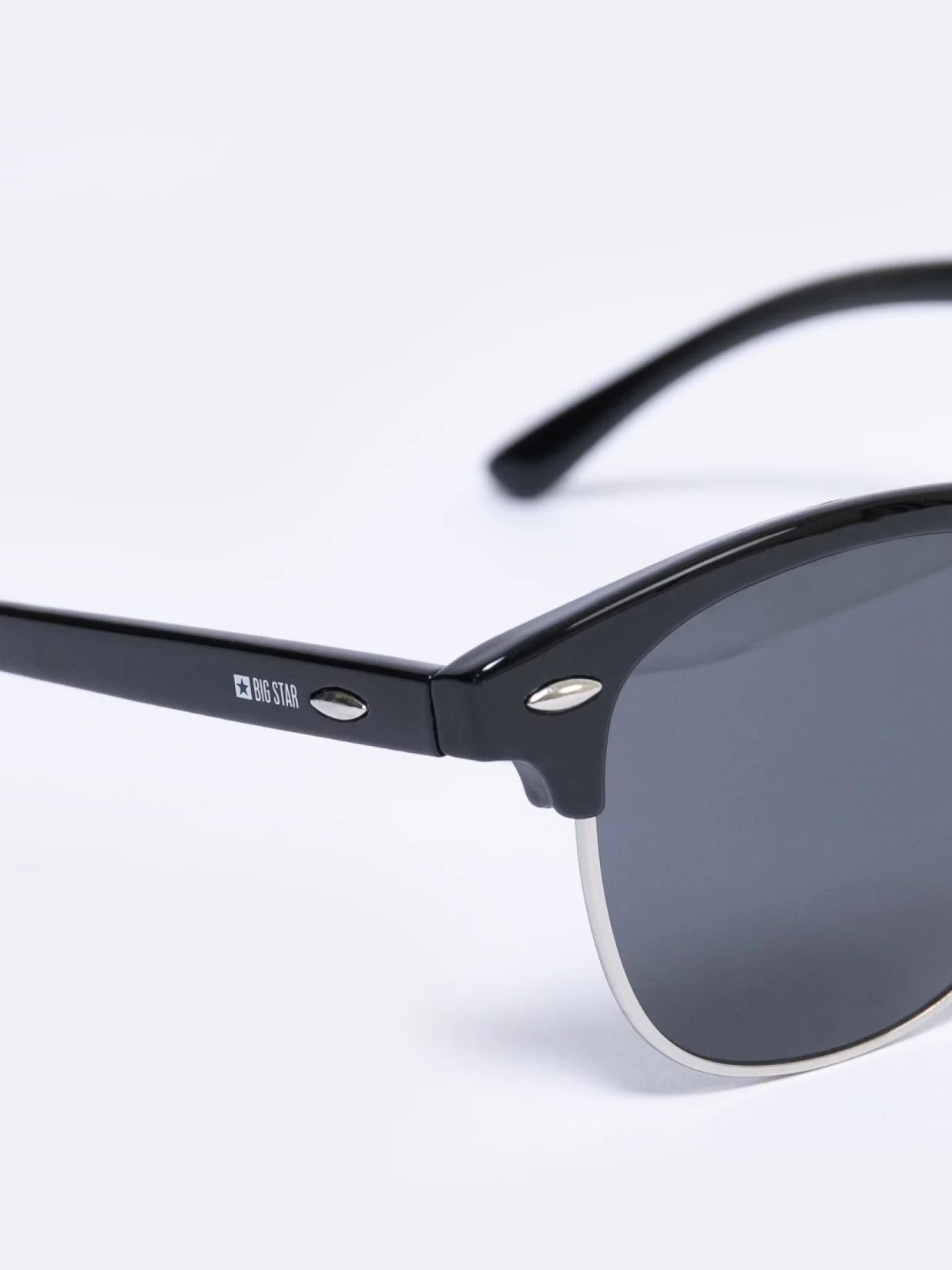 Okulary przeciwsłoneczne czarne Kolen 906