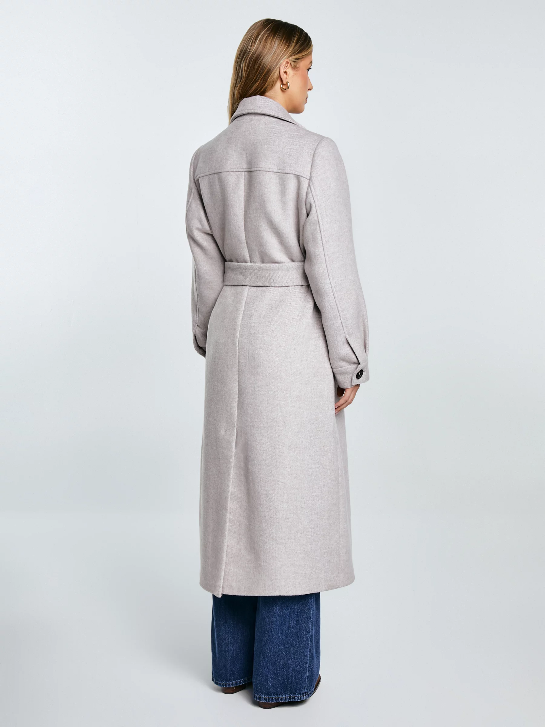 Płaszcz damski z wełną z paskiem beżowy Ksenia 801