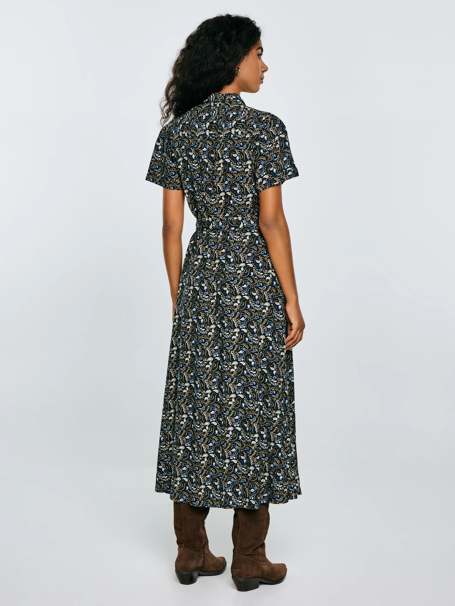 Sukienka damska midi z wiskozy z nadrukiem granatowa Nahai 403