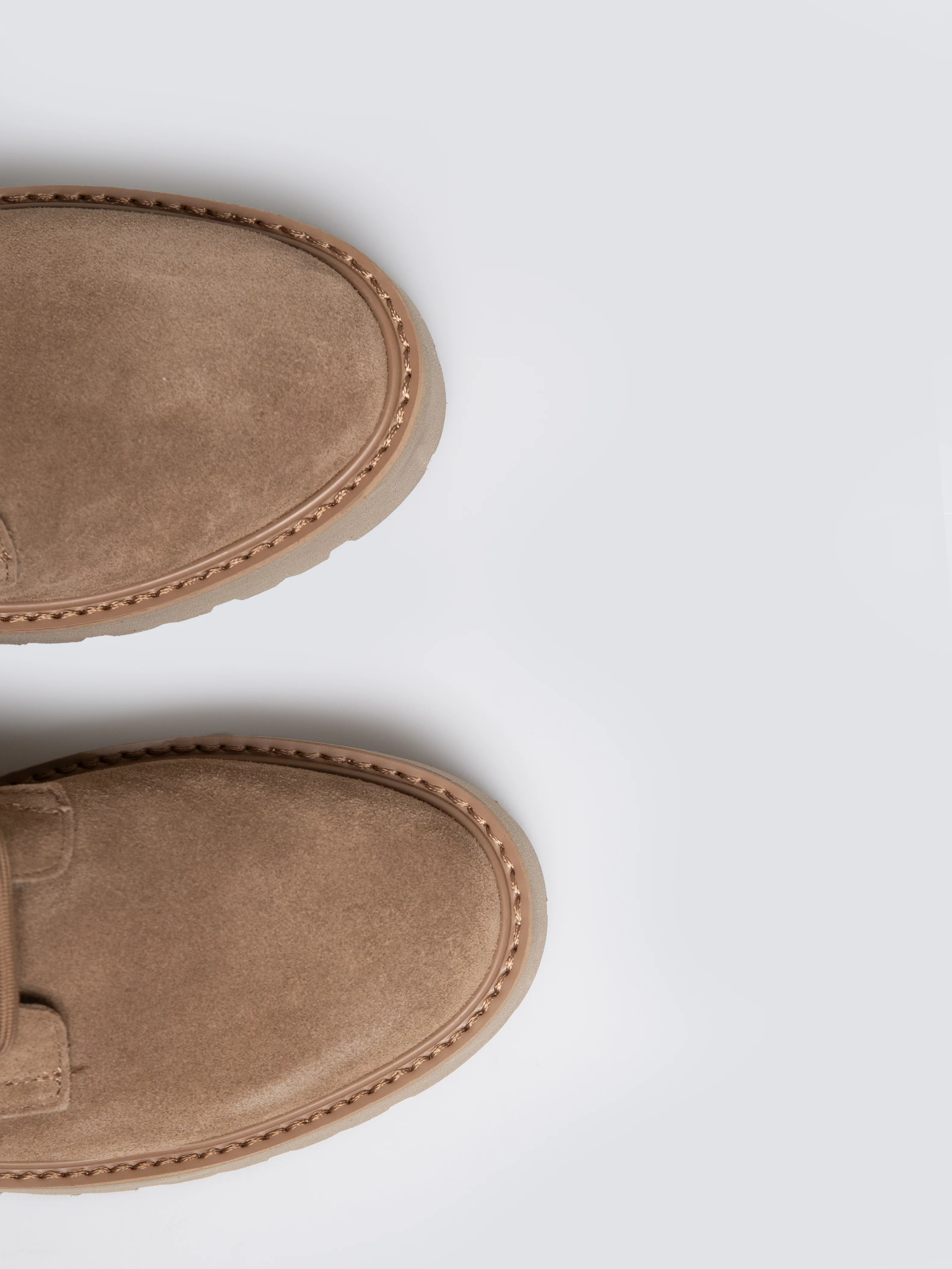 Trapery damskie ze skóry naturalnej zamszowej brązowe OO274A188 803