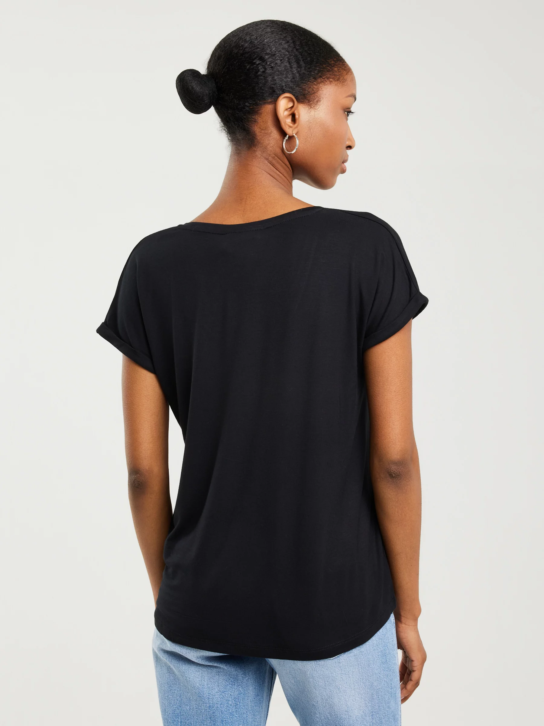 Koszulka damska o luźnym kroju czarna Valeria 906