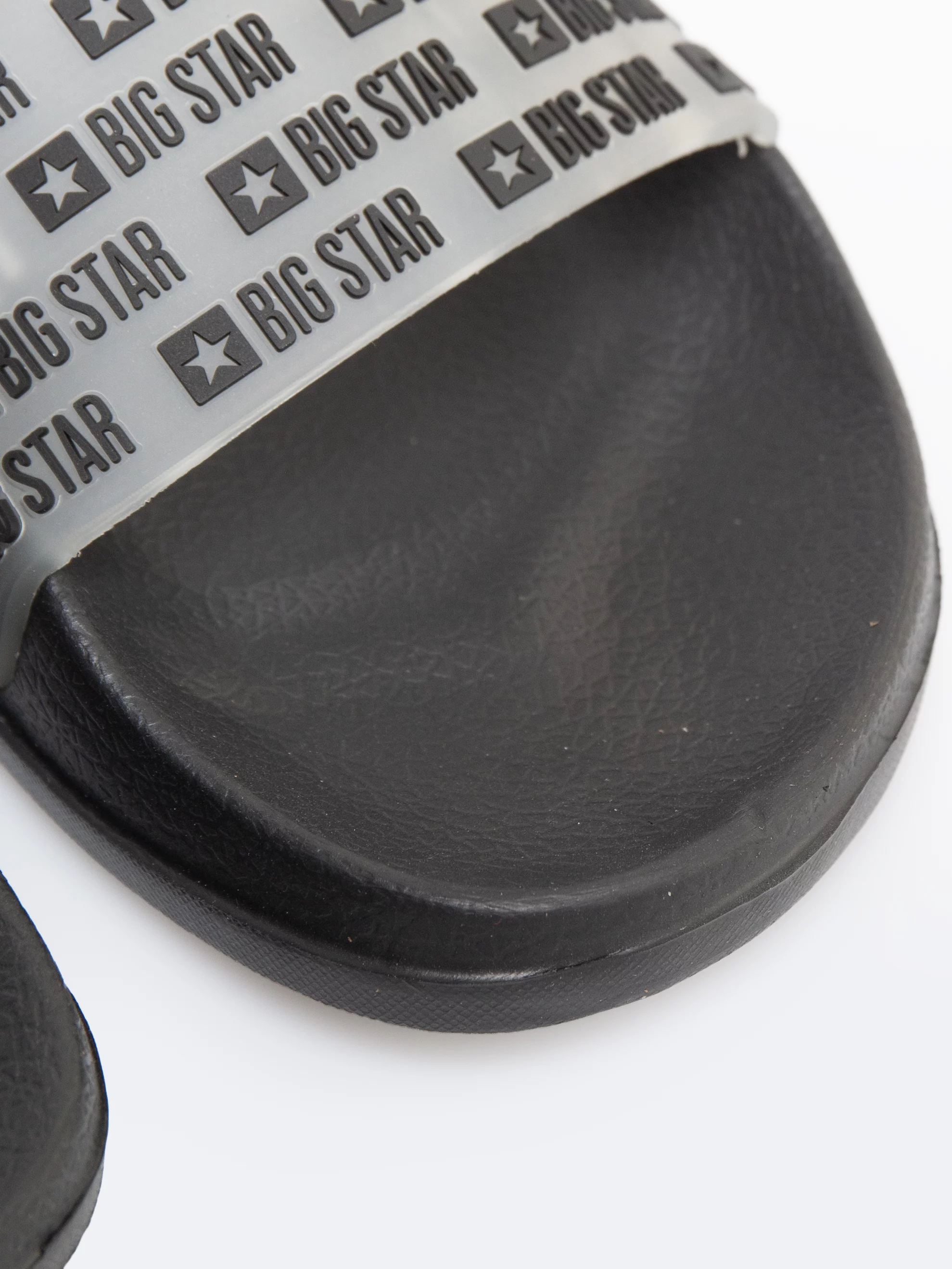 Klapki damskie plażowe czarne RR274A501 906