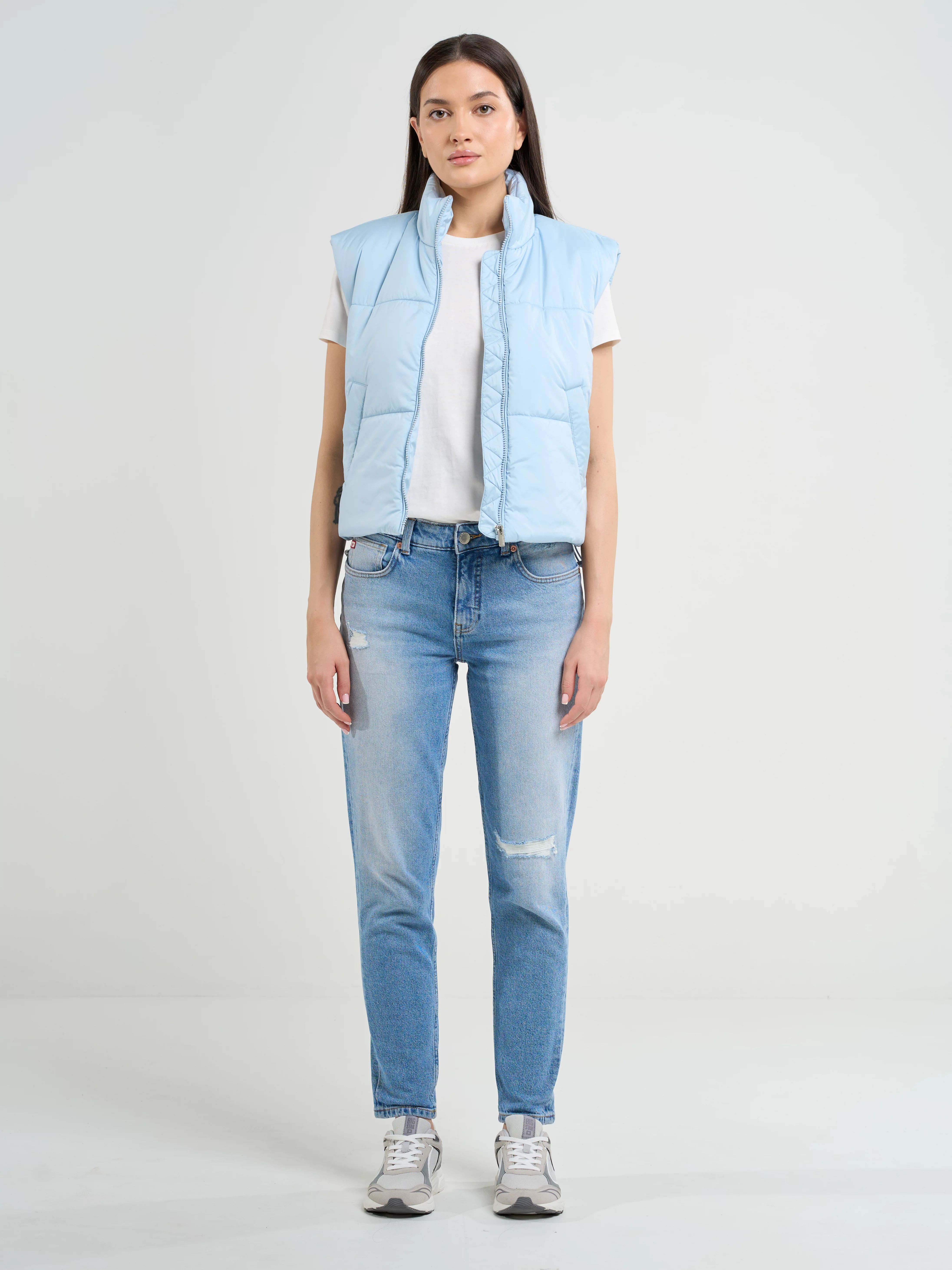 Kamizelka damska ocieplana błękitna Bonda 400