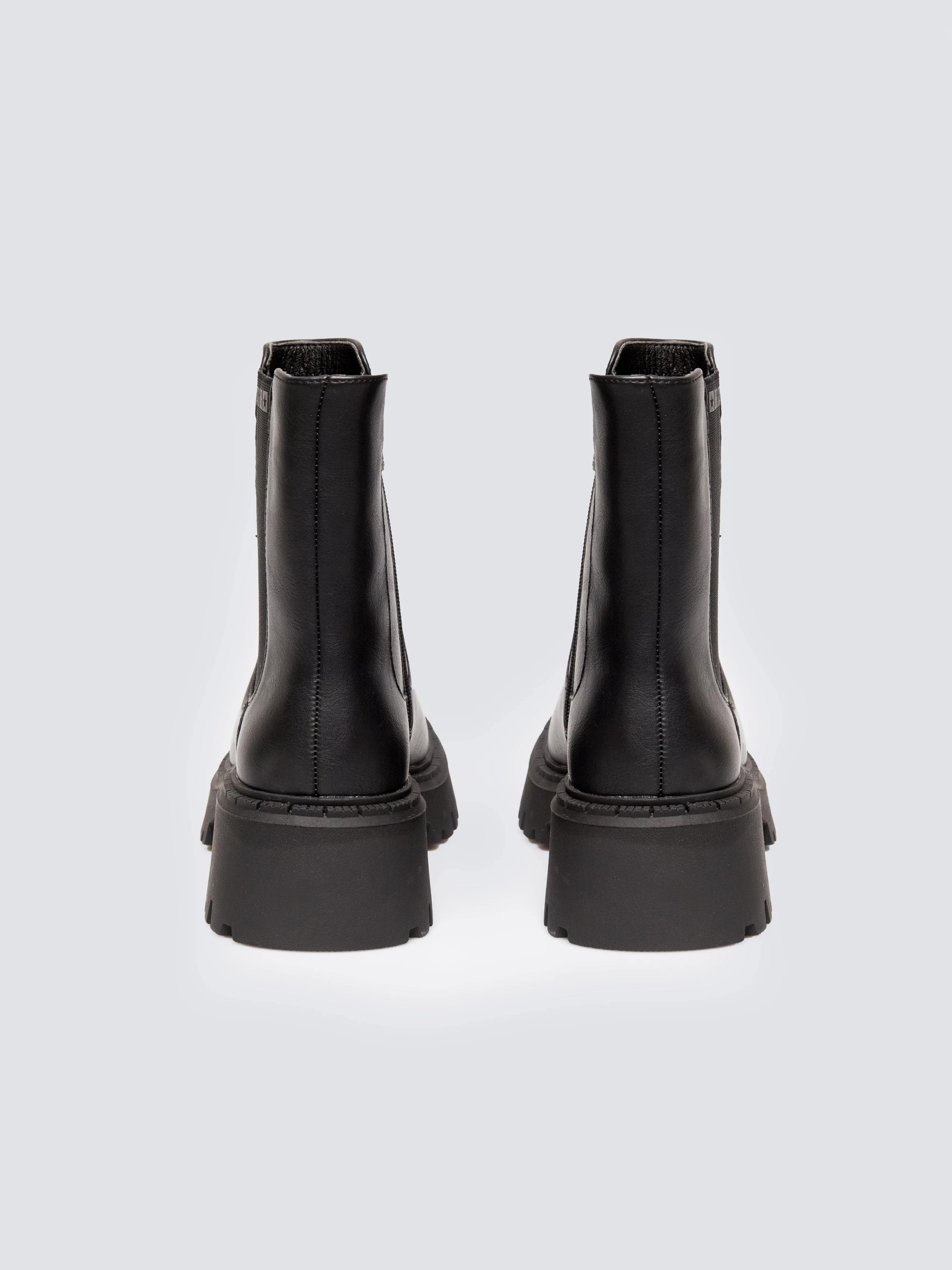 Botki damskie ze skóry ekologicznej czarne OO274167 906