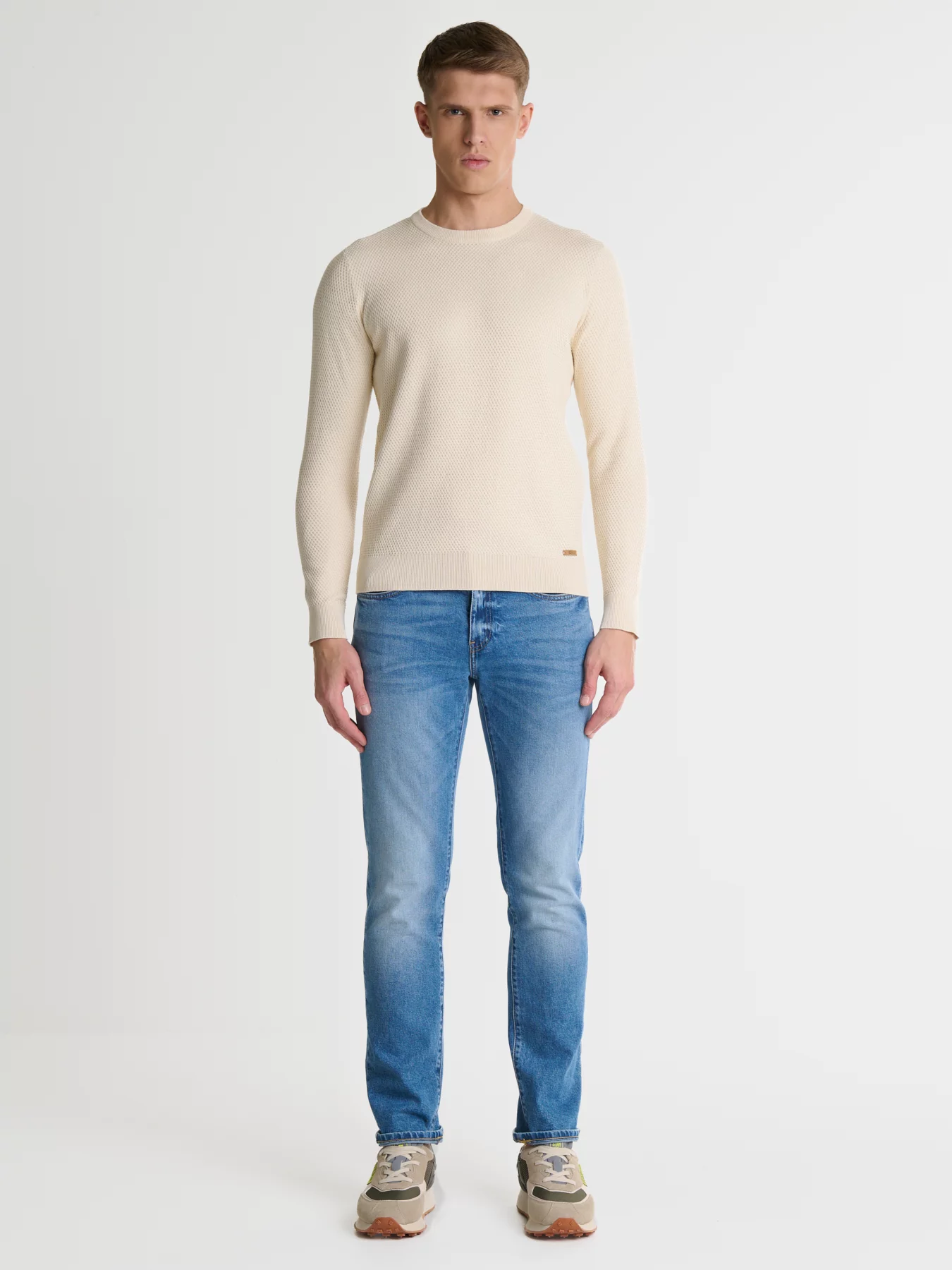 Sweter męski o teksturalnym splocie bawełniany kremowy Reylon 102