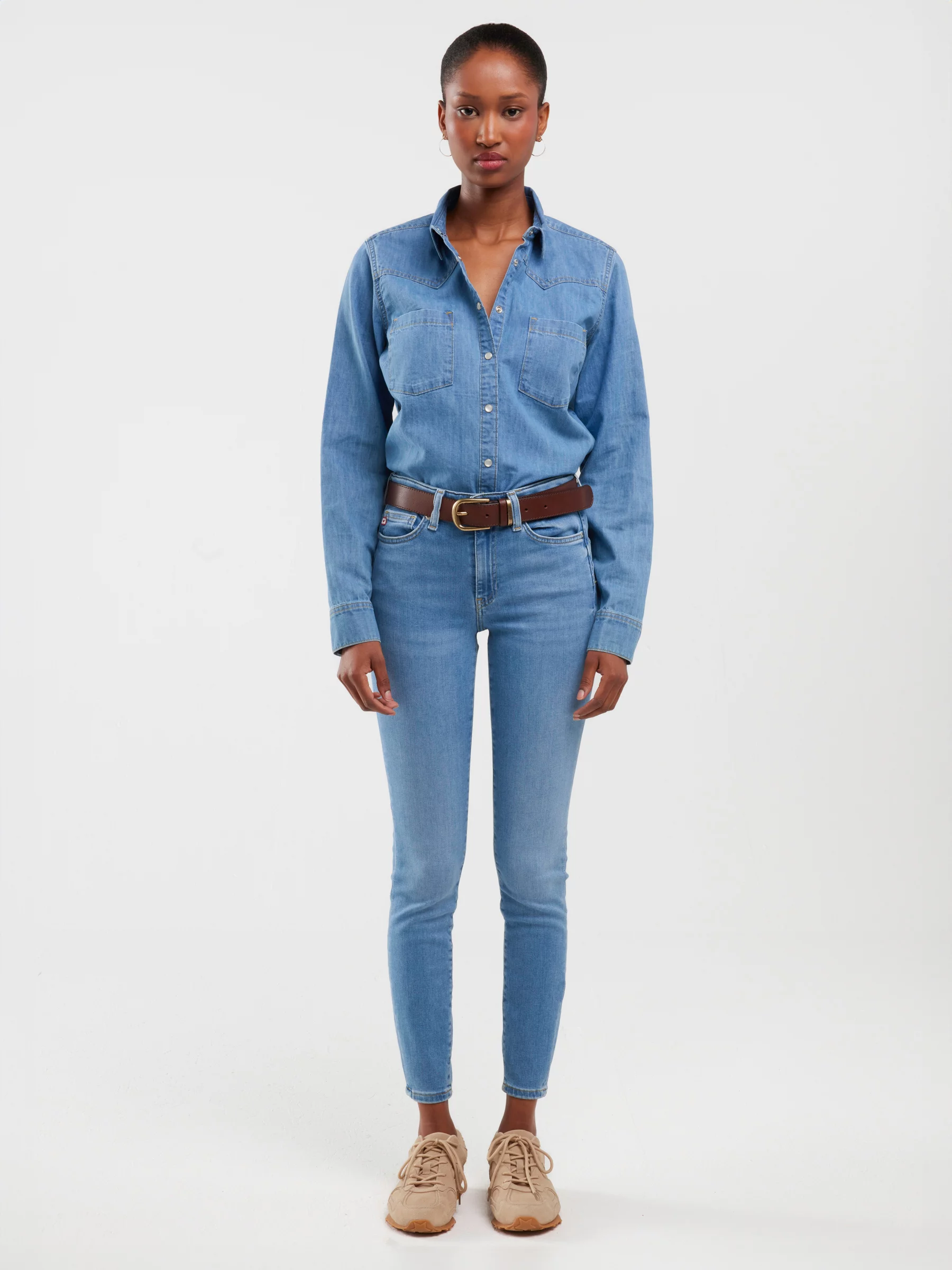 Jeansy damskie push up z wysokim stanem jasnoniebieskie Melinda High Waist 103