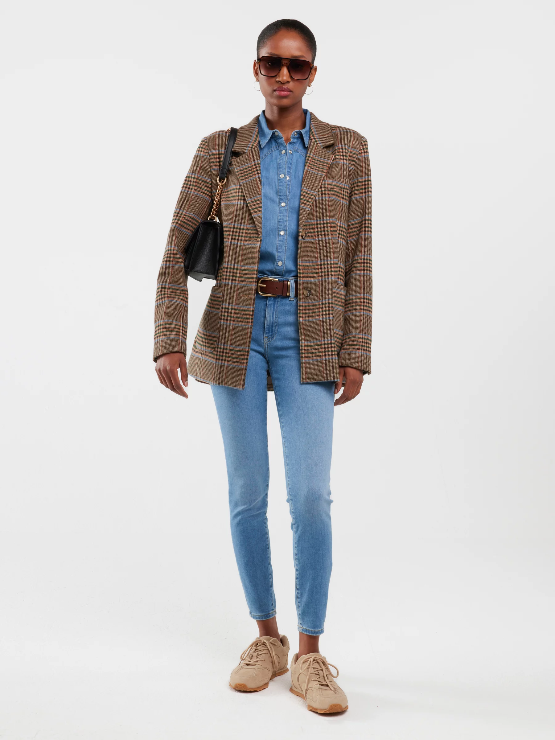 Jeansy damskie push up z wysokim stanem jasnoniebieskie Melinda High Waist 103