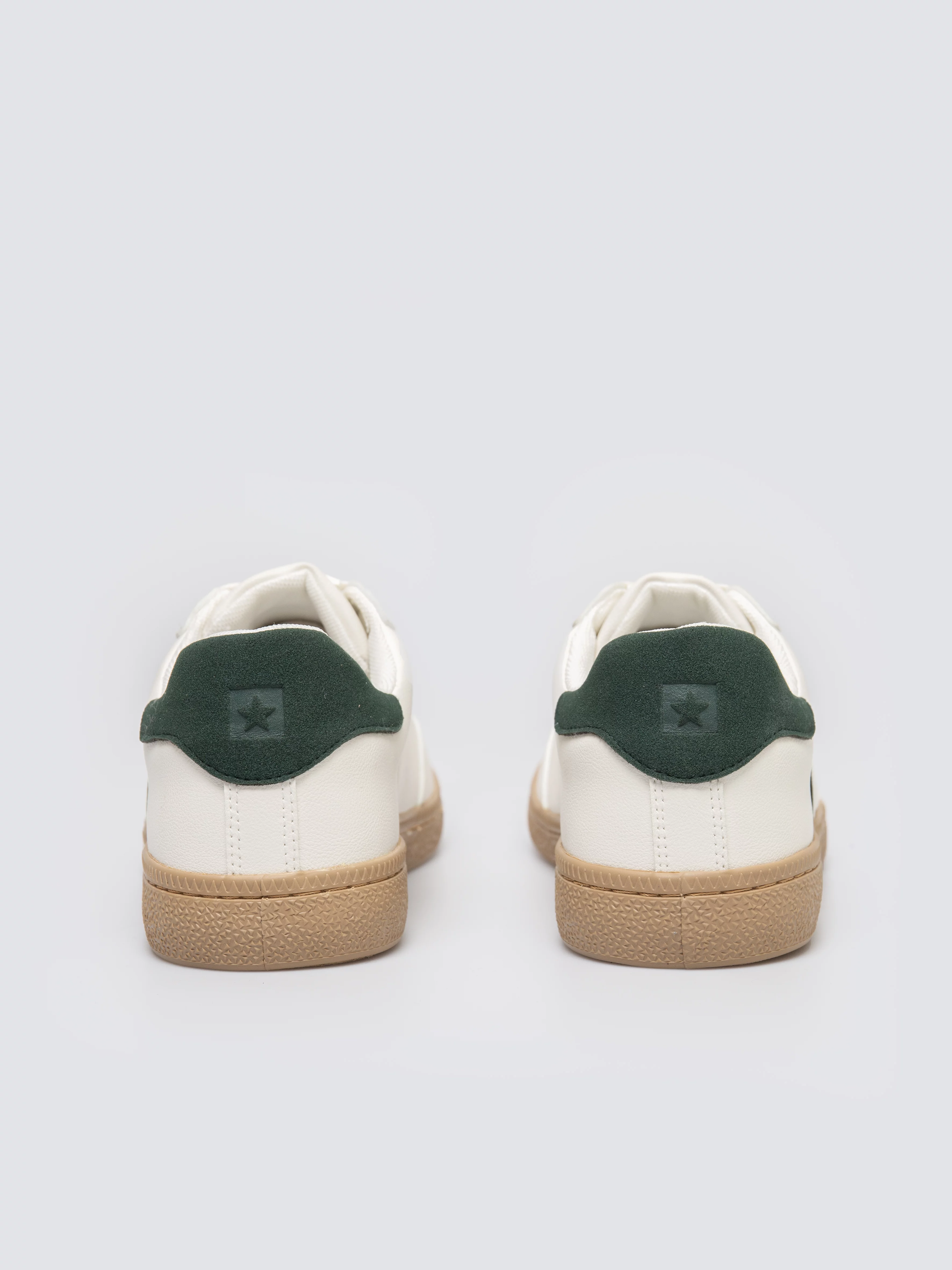 Sneakersy męskie ze skóry ekologicznej białe SS174081 101