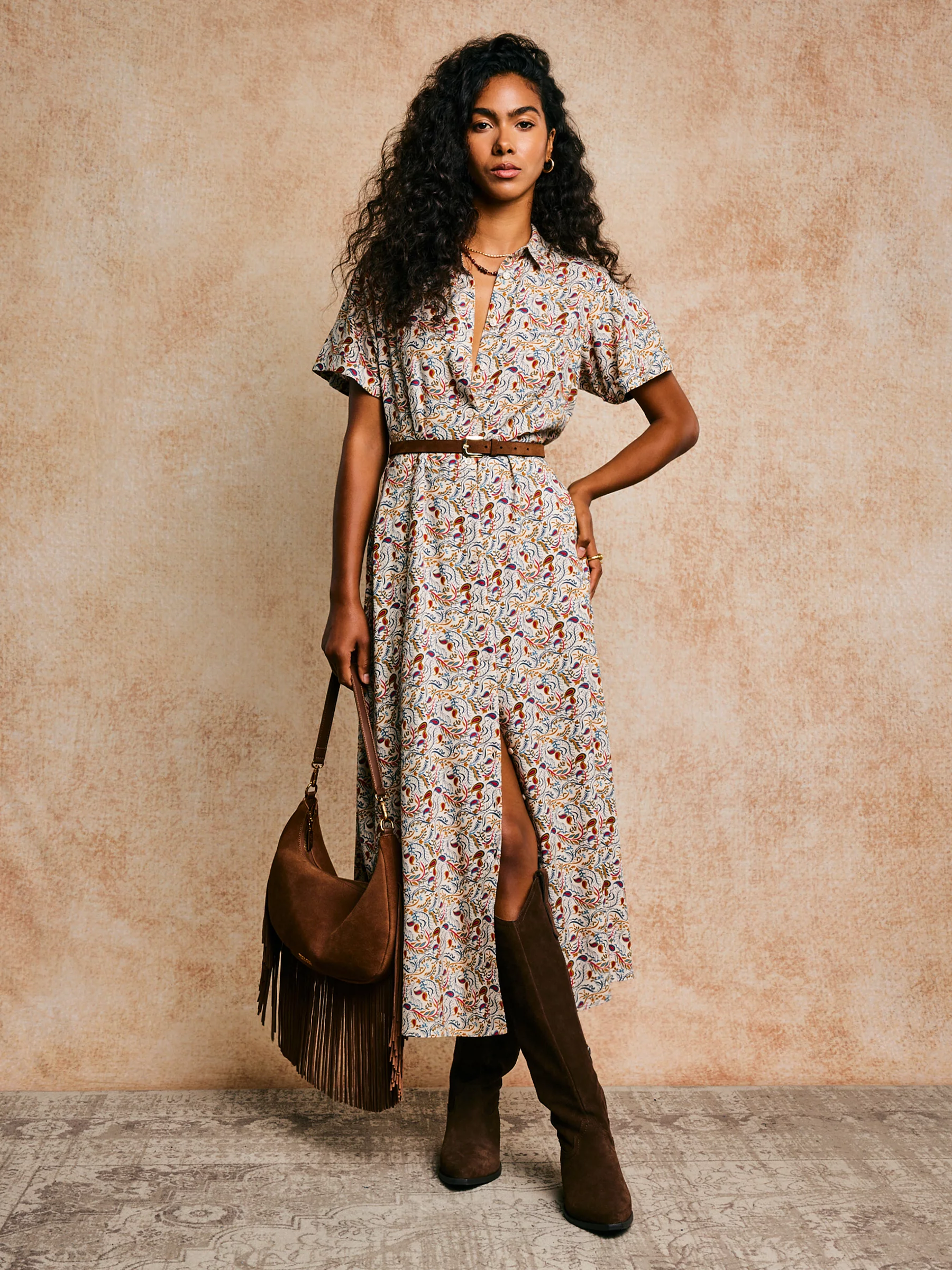 Sukienka damska midi z wiskozy z nadrukiem kremowa Nahai 103