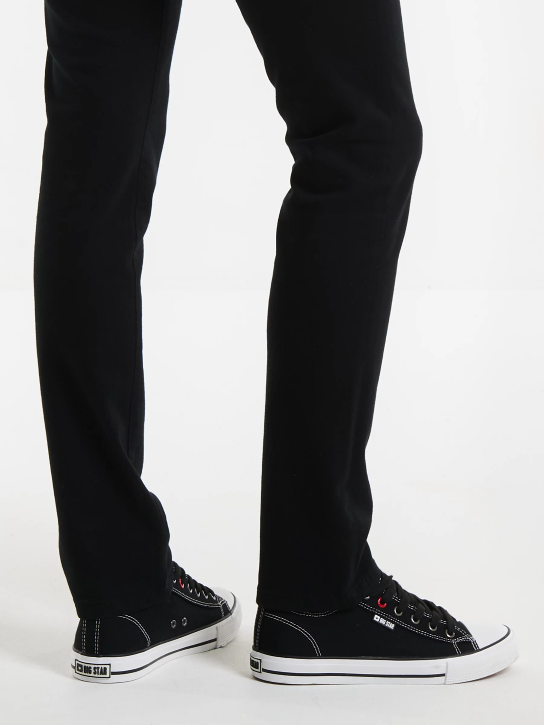 Trampki damskie niskie czarne JJ274A501 906