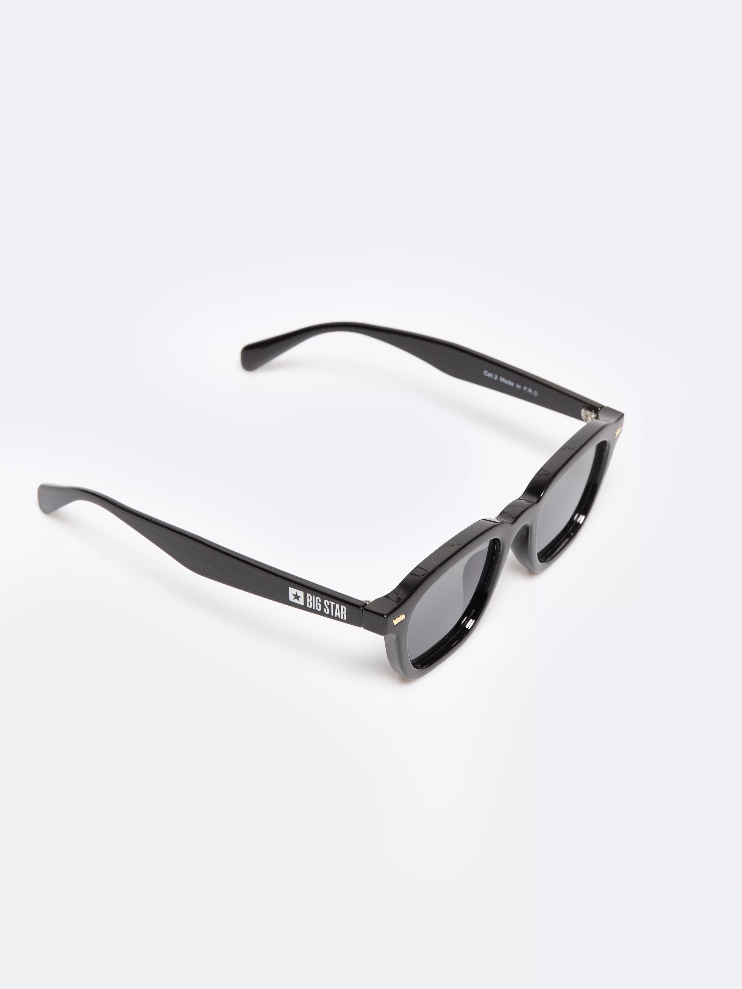 Okulary przeciwsłoneczne czarne Kari 906