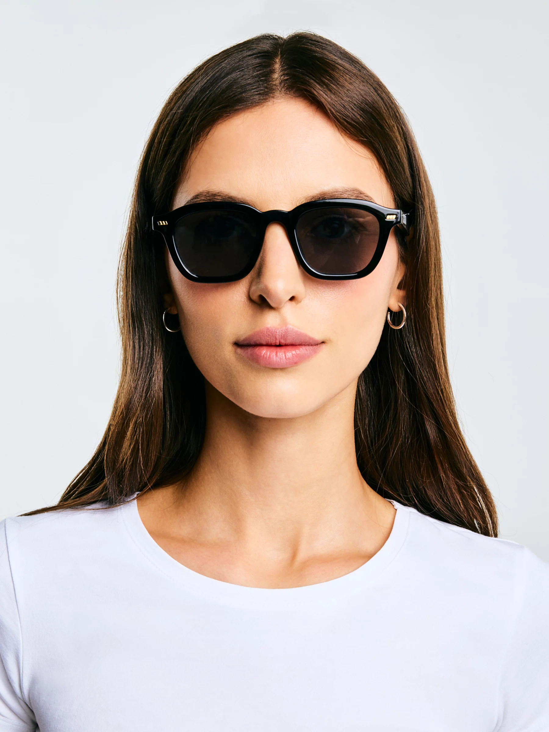 Okulary przeciwsłoneczne czarne Kari 906