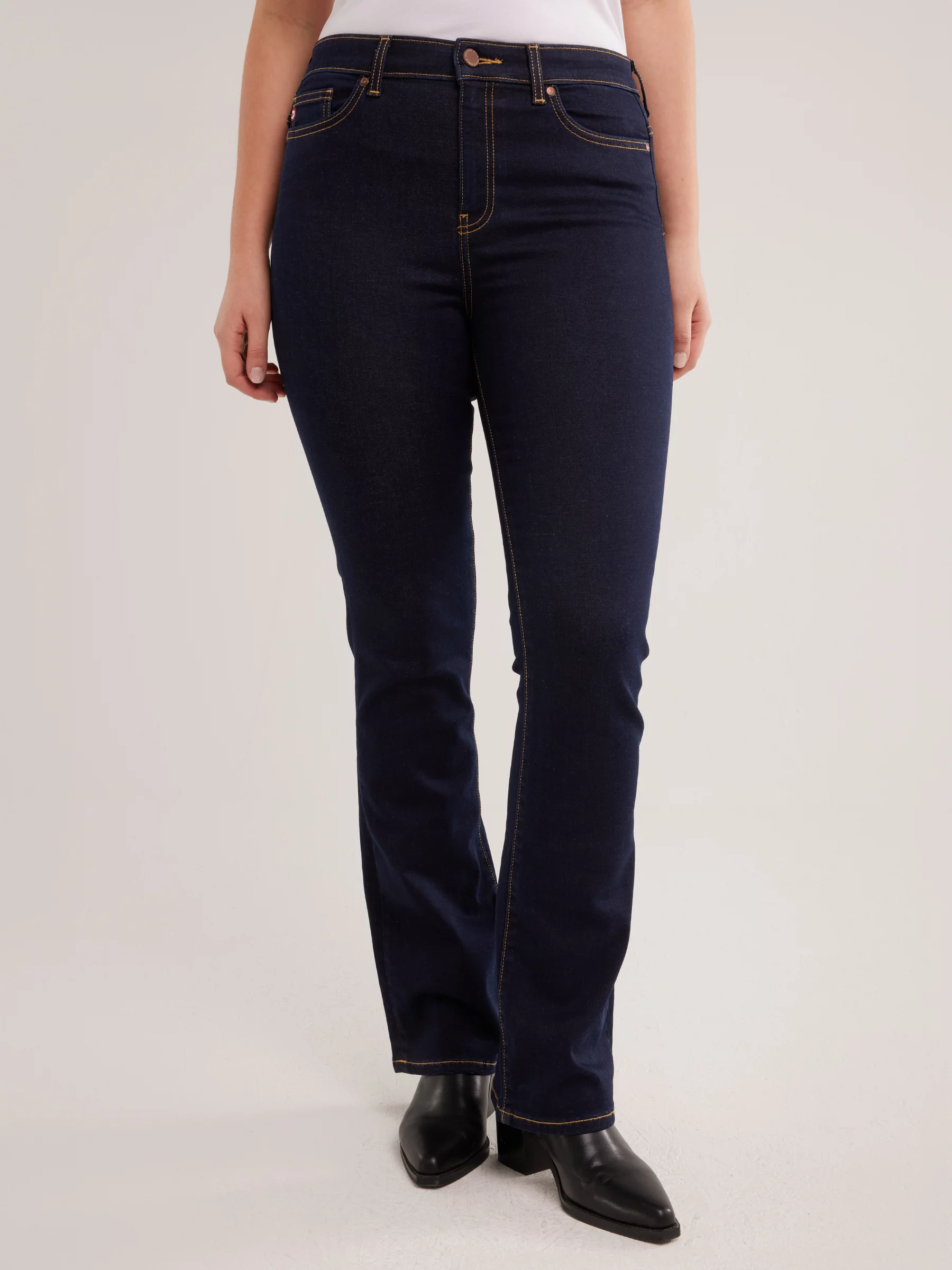 Jeansy damskie granatowe Adela Bootcut 505