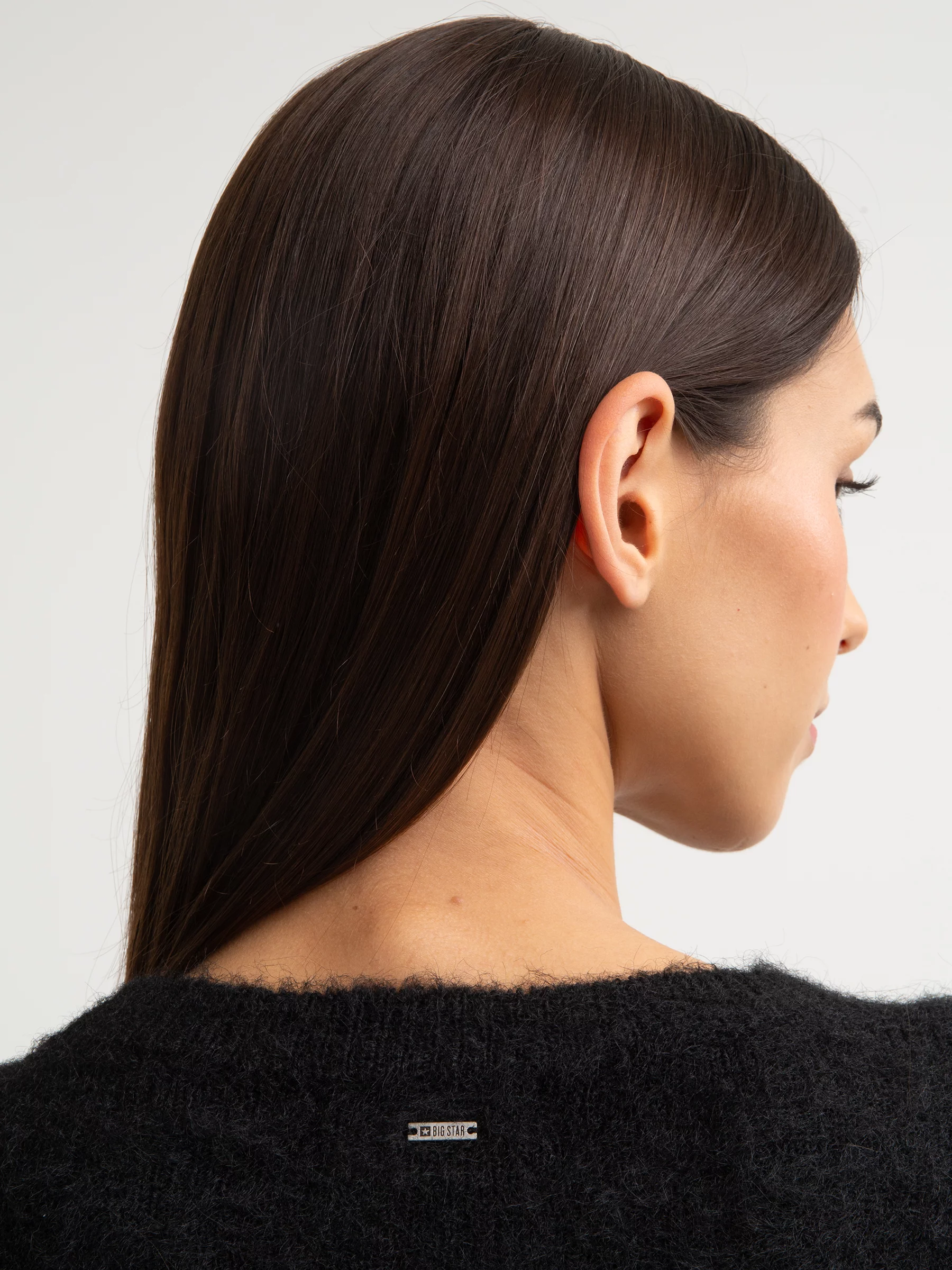 Sweter damski z dodatkiem wełny z aplikacją czarny Starlia 906