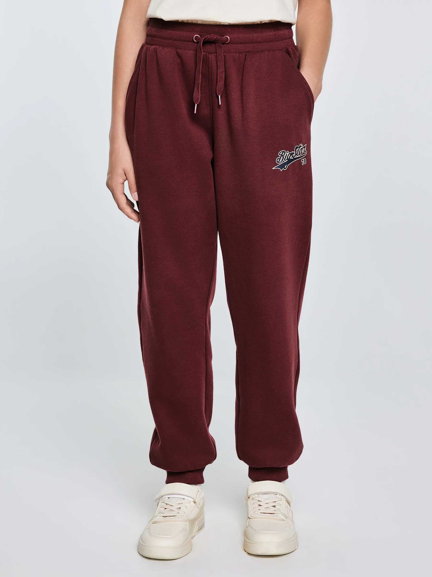 Spodnie dziewczęce dresowe bordowe Rubiliap 604