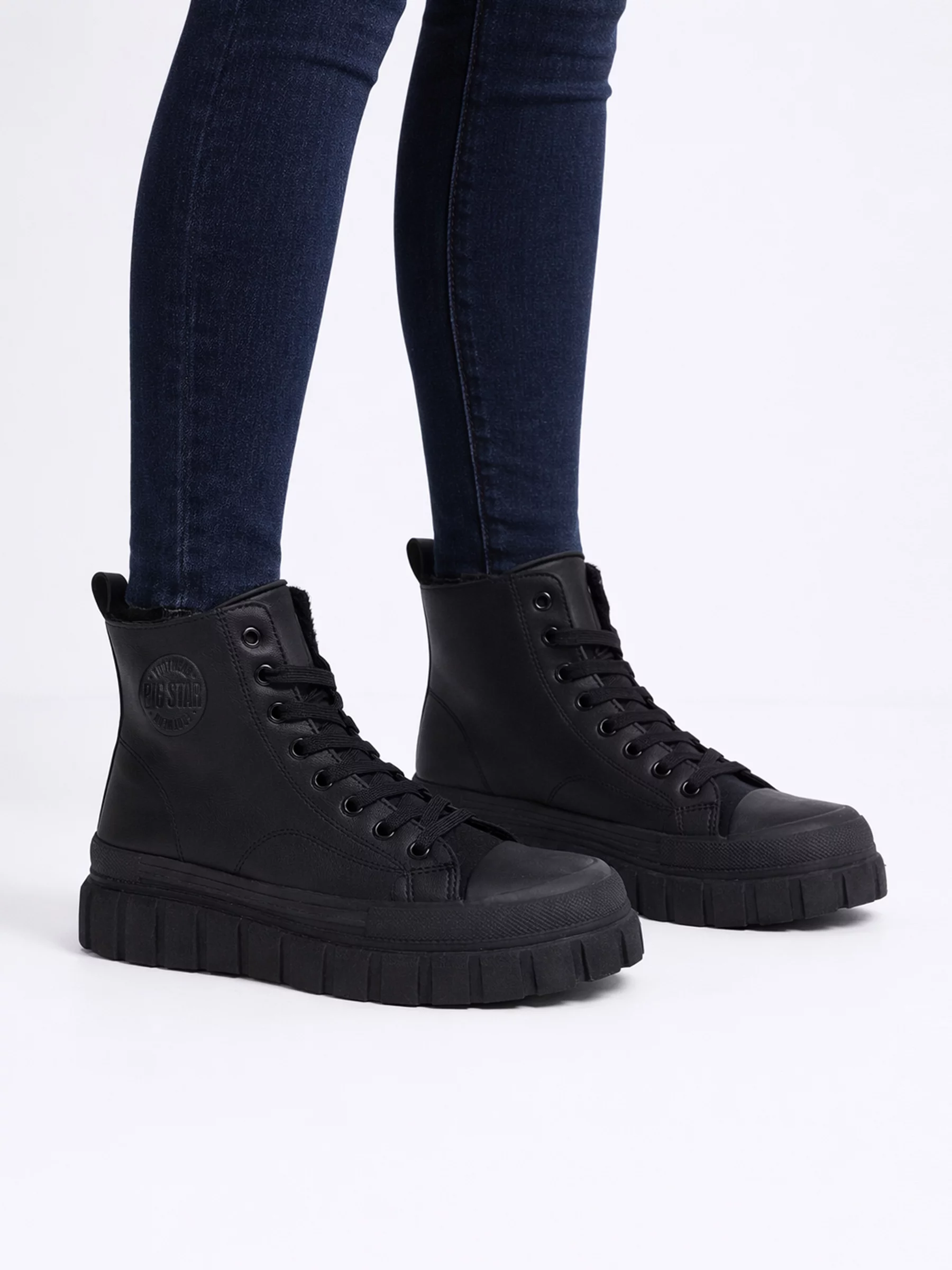 Trampki damskie wysokie czarne MM274625 906