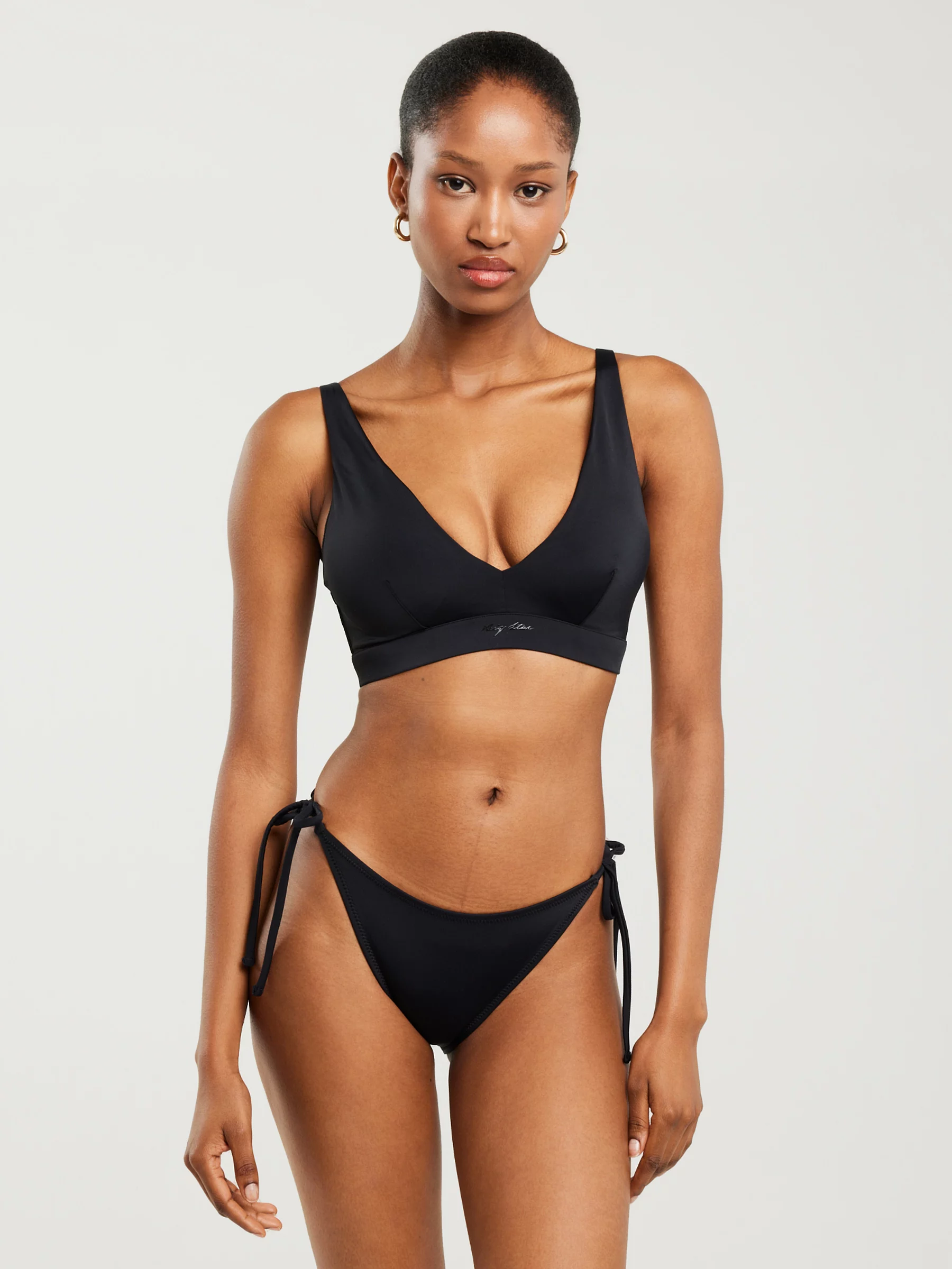 Góra od kostiumu kąpielowego czarna Morra 906