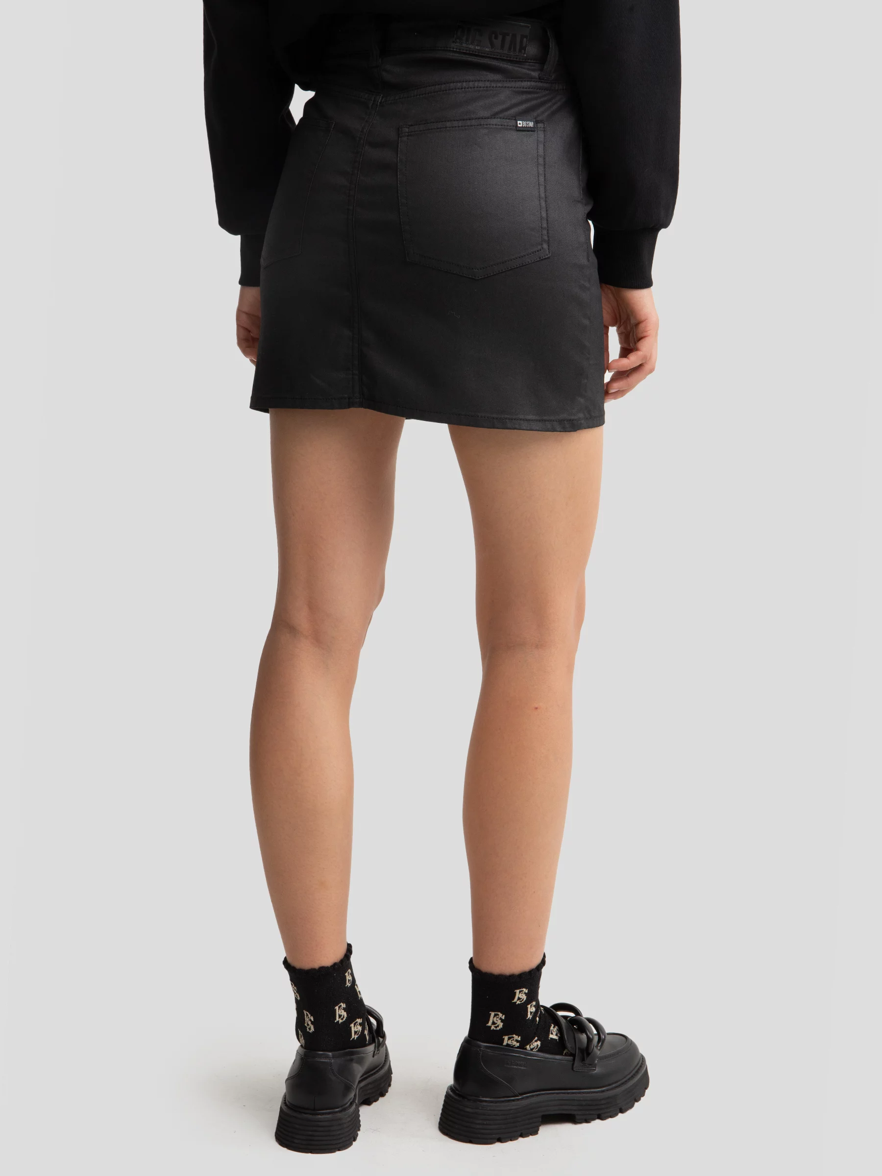 Spódnica damska jeansowa woskowana mini czarna Margaret 924