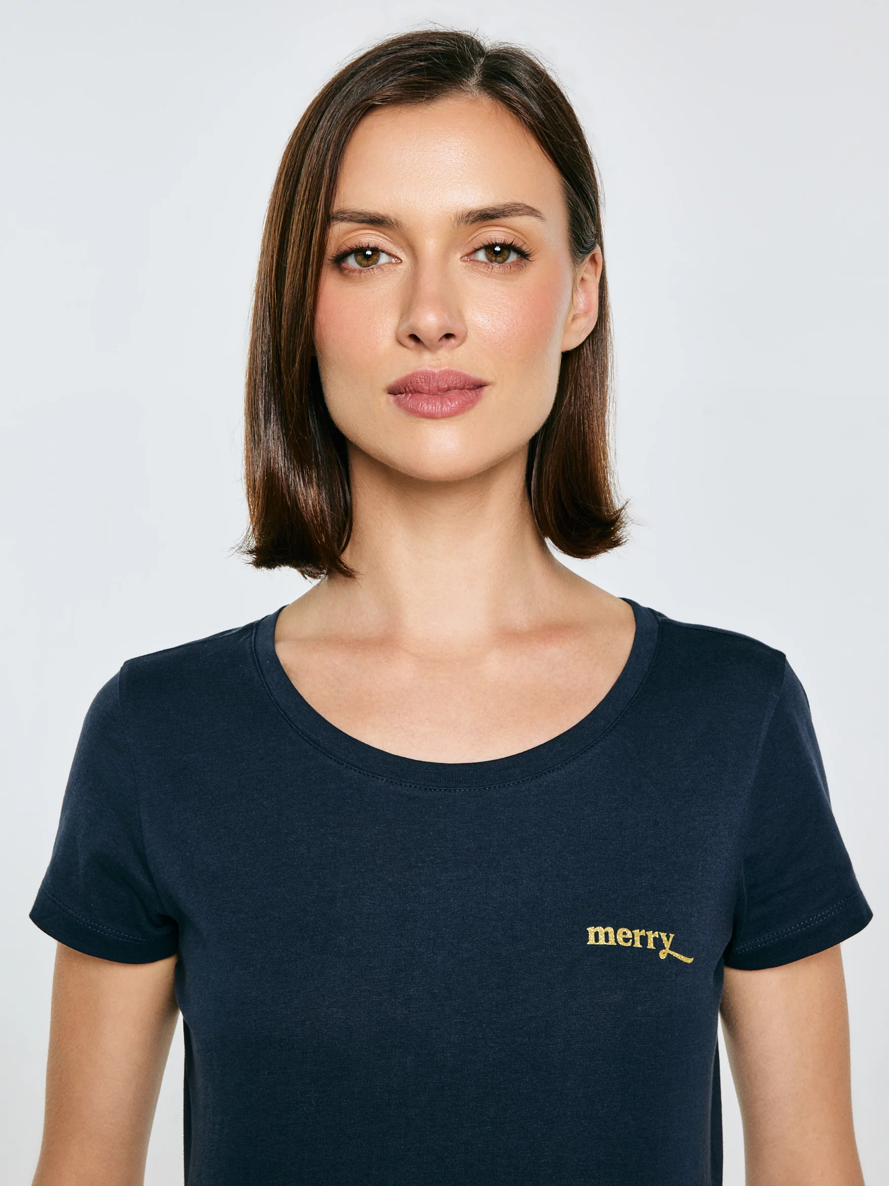 Koszulka damska z brokatowym nadrukiem granatowa Merra 403