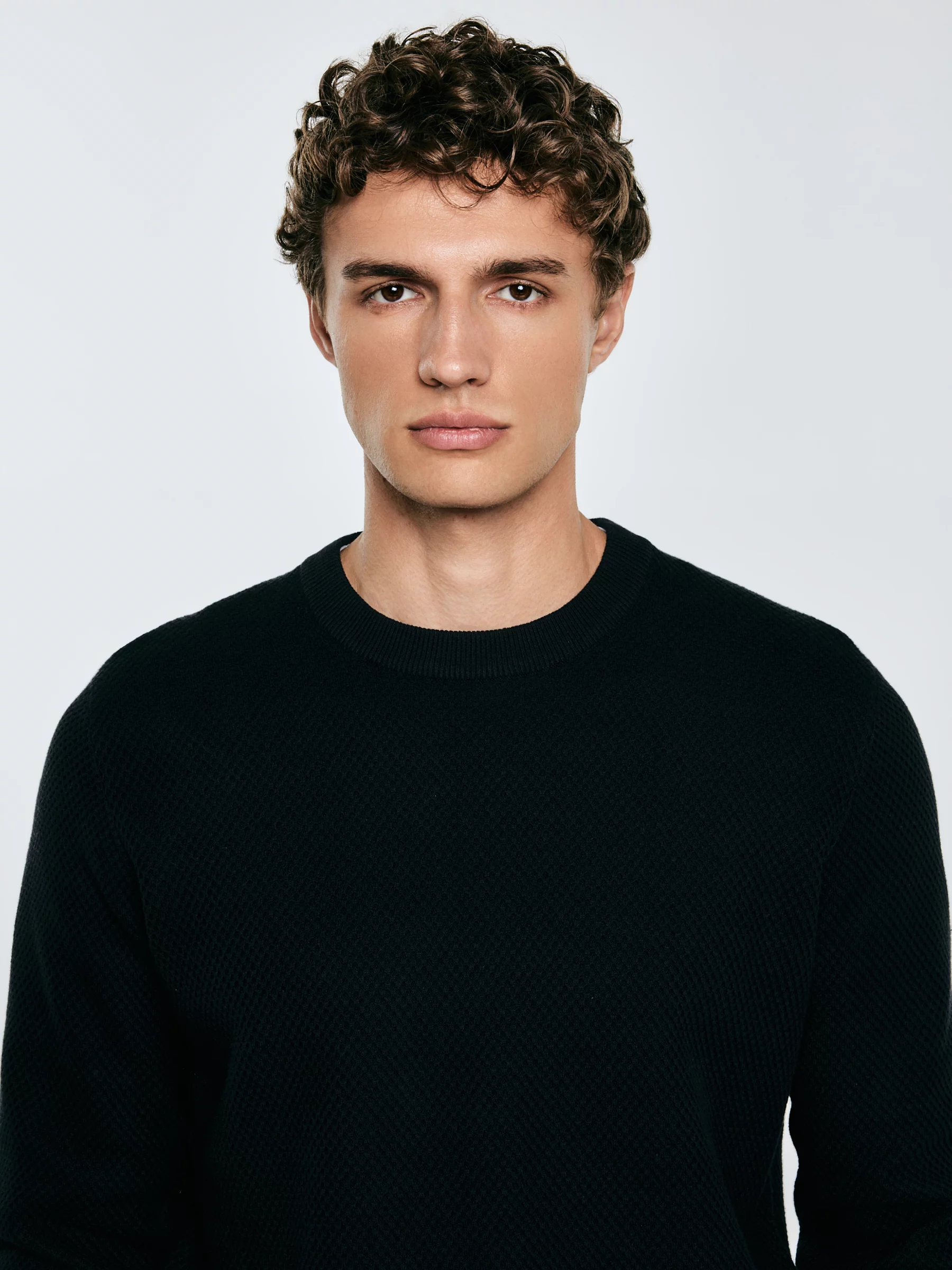 Sweter męski o teksturalnym splocie bawełniany czarny Reylon 906