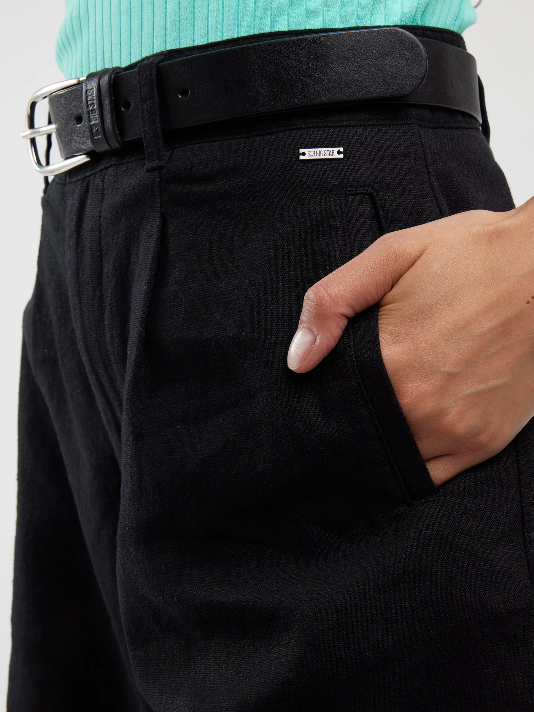 Szorty damskie lniane czarne Kaley 906