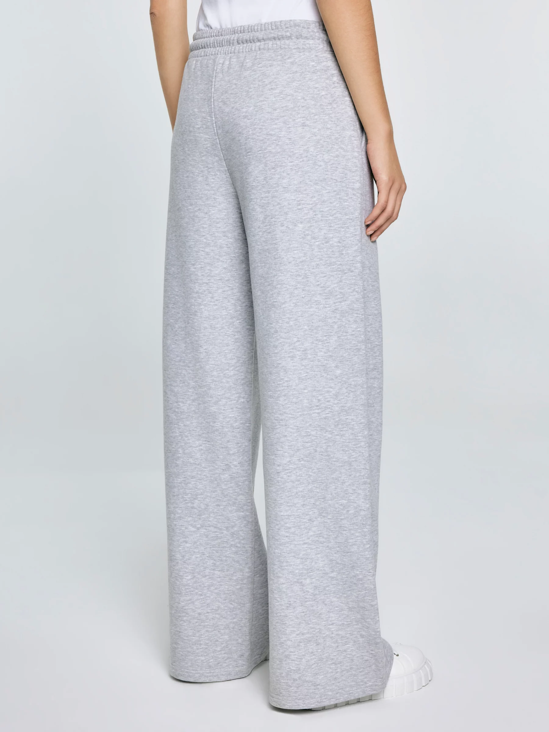 Spodnie damskie dresowe wide szare Madelinap 901